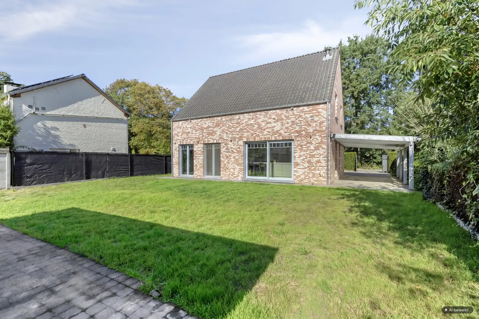 Vrijstaande woning van 2015 met 3 slaapkamers, volledige kelder en zuidgerichte tuin in Schilde. foto 20