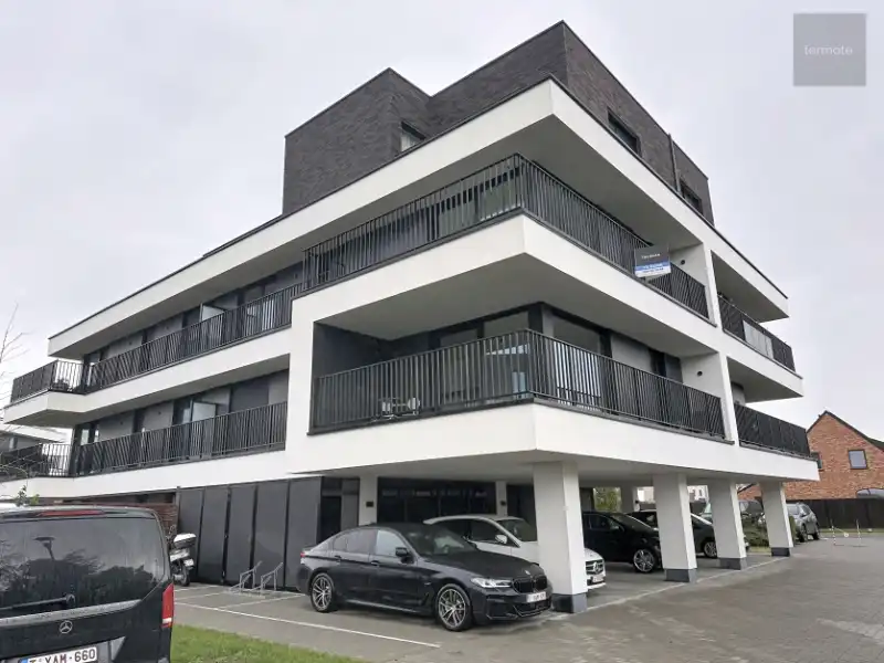 appartement foto {{pictureIndex}}