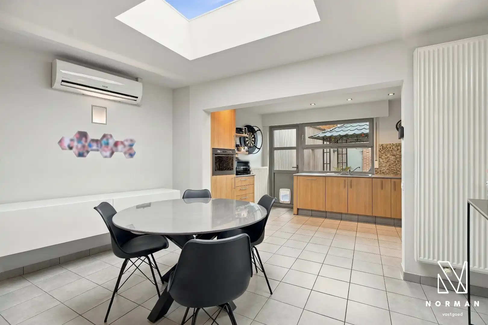 Instapklare woning (EPC B) met 4 slks en grote garage te Oudenaarde.  foto 4
