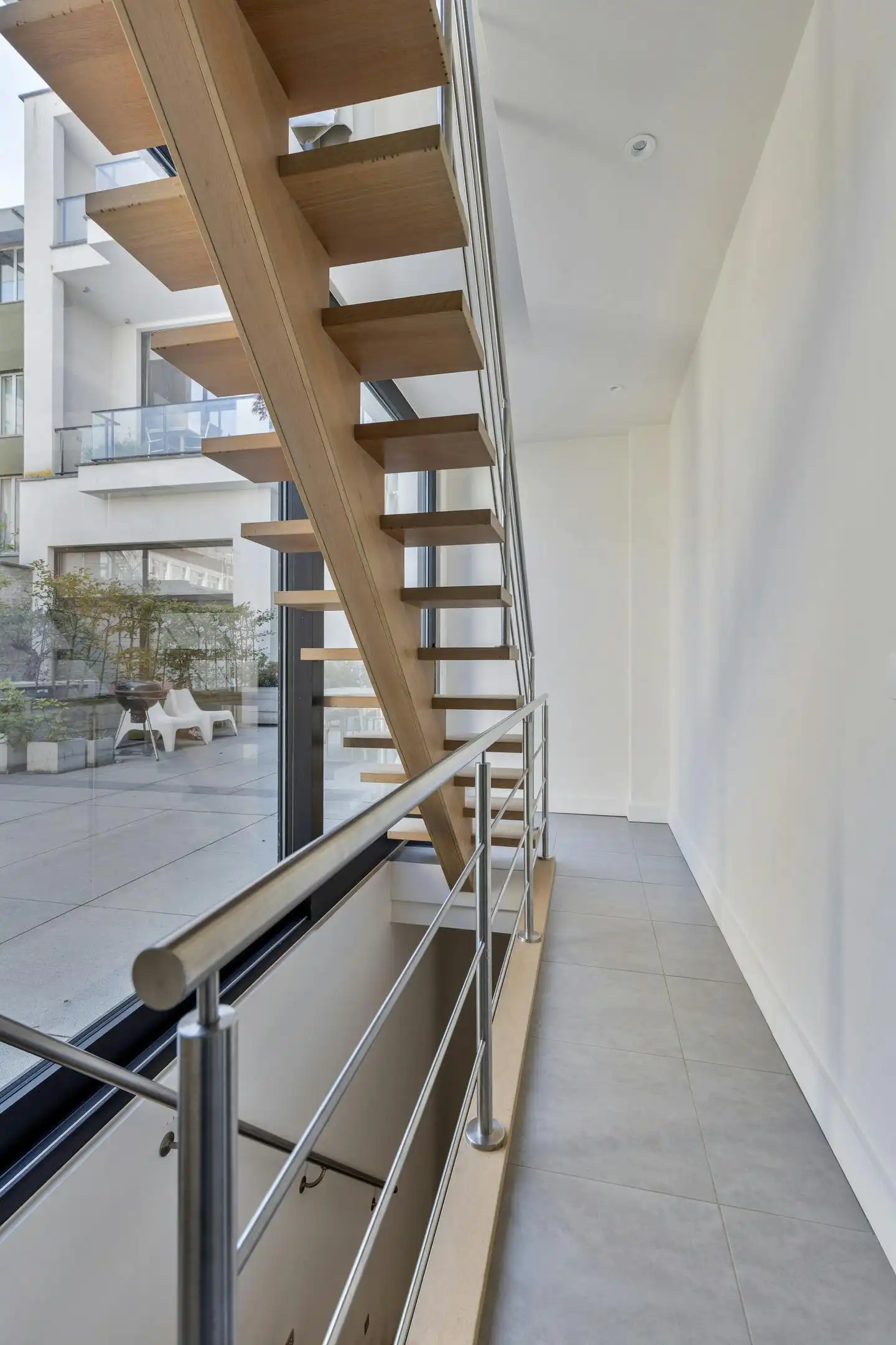 Moderne stadswoning met 2 slaapkamers in hartje Gent te koop foto 7