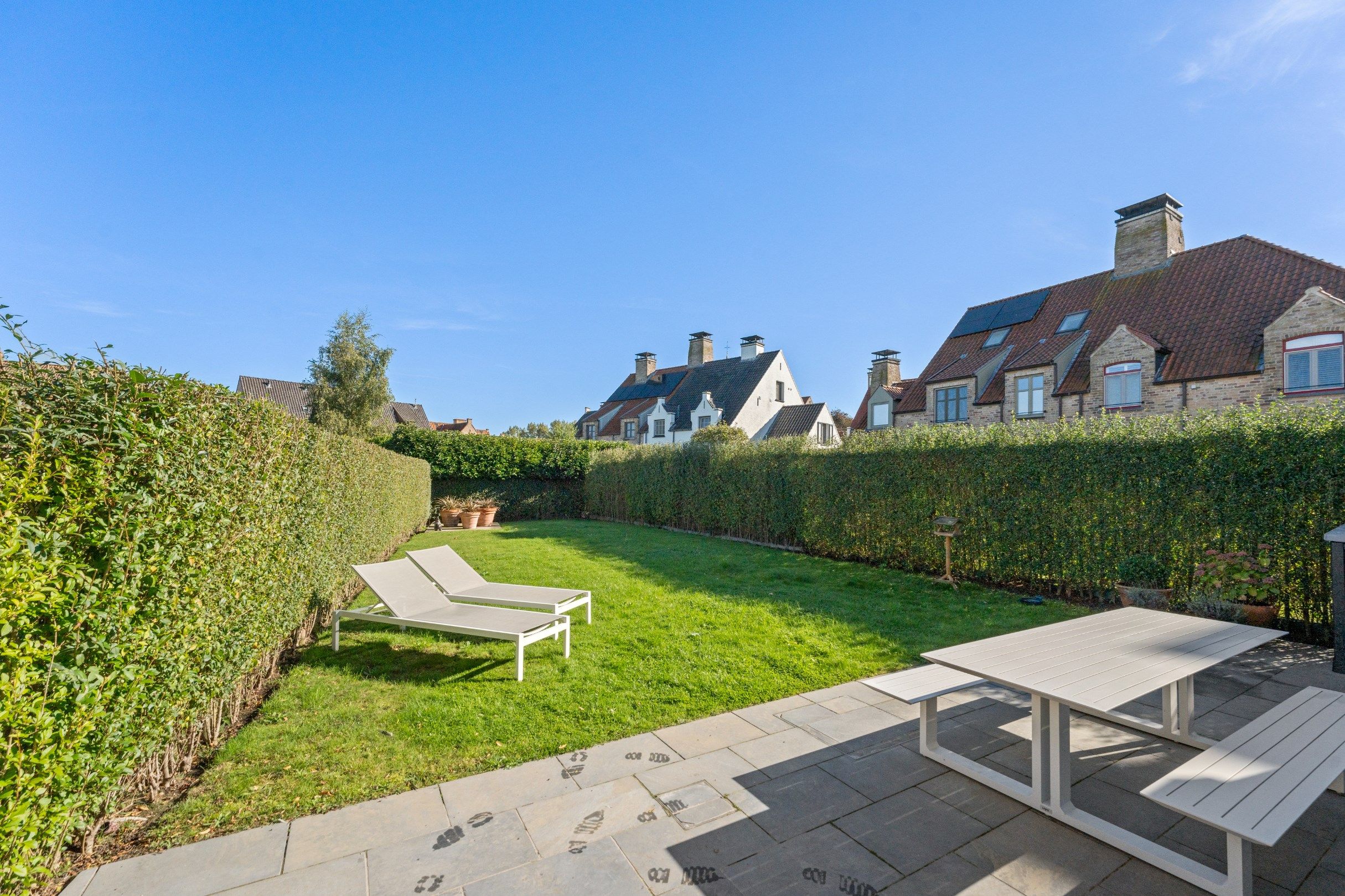 PRACHTIG INSTAPKLARE woning te huur met 3 volwaardige slaapkamers, garage en gezellige tuin gelegen in het hart van RAMSKAPELLE. foto 17