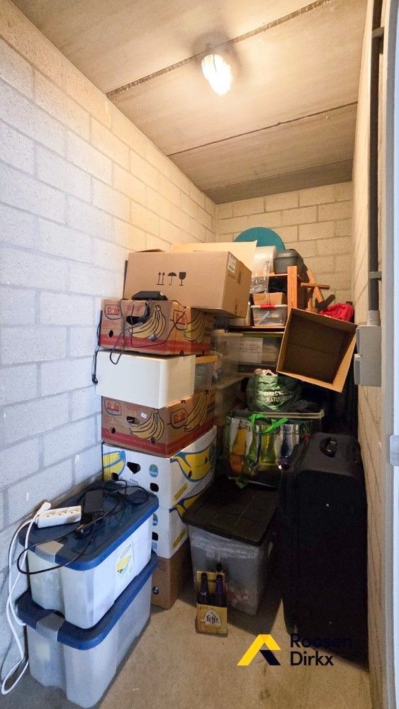 Ruim en kwalitatief appartement met 2 sk's, groot terras, parkeerplaats, berging. foto 27