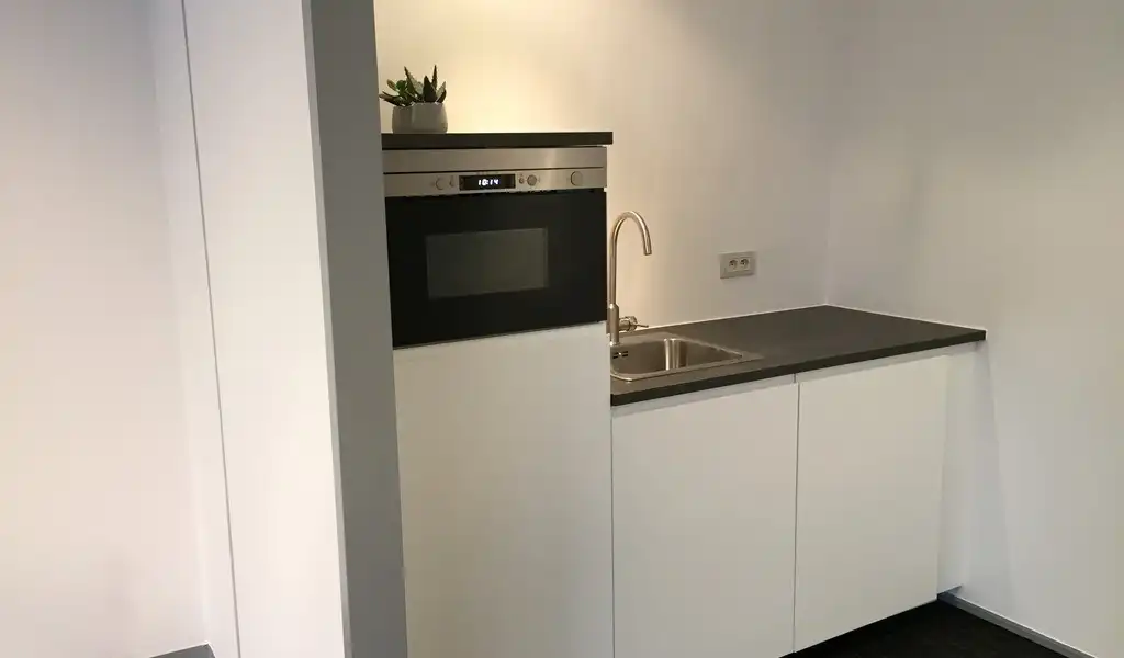 Trendy kantoor te huur in Starbuilding te Antwerpen foto 5