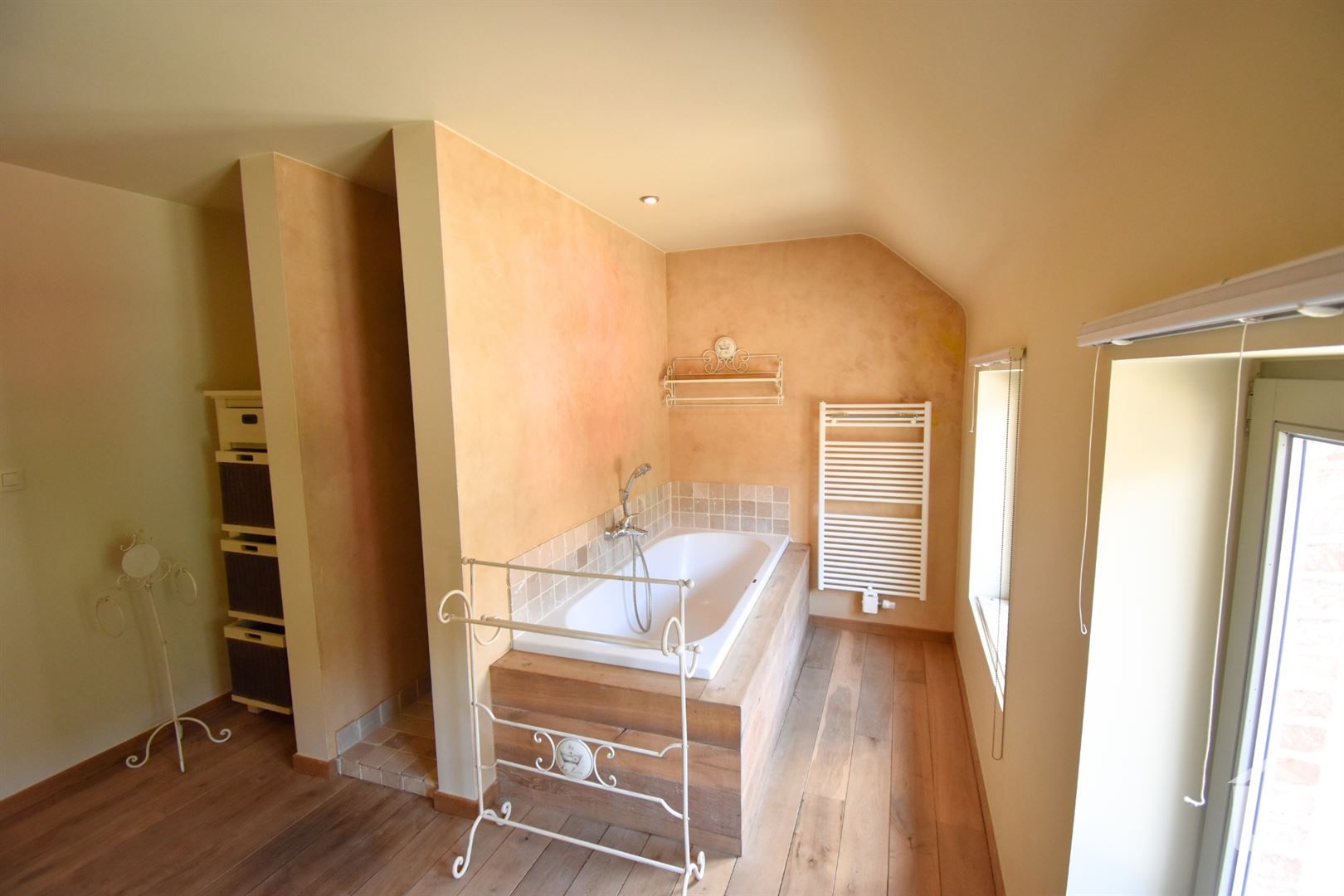 Gezellige rijwoning met tuin in centrum De Pinte foto 13