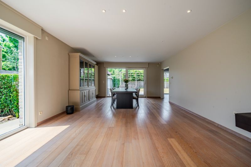 Te koop te Roeselare instapklare energiezuinige villa met 3 slpks, bureel, tuin, garage foto 5
