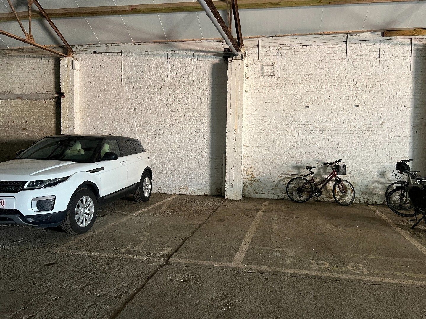 Overdekte staanplaats in Kessel-Lo te koop! foto 3