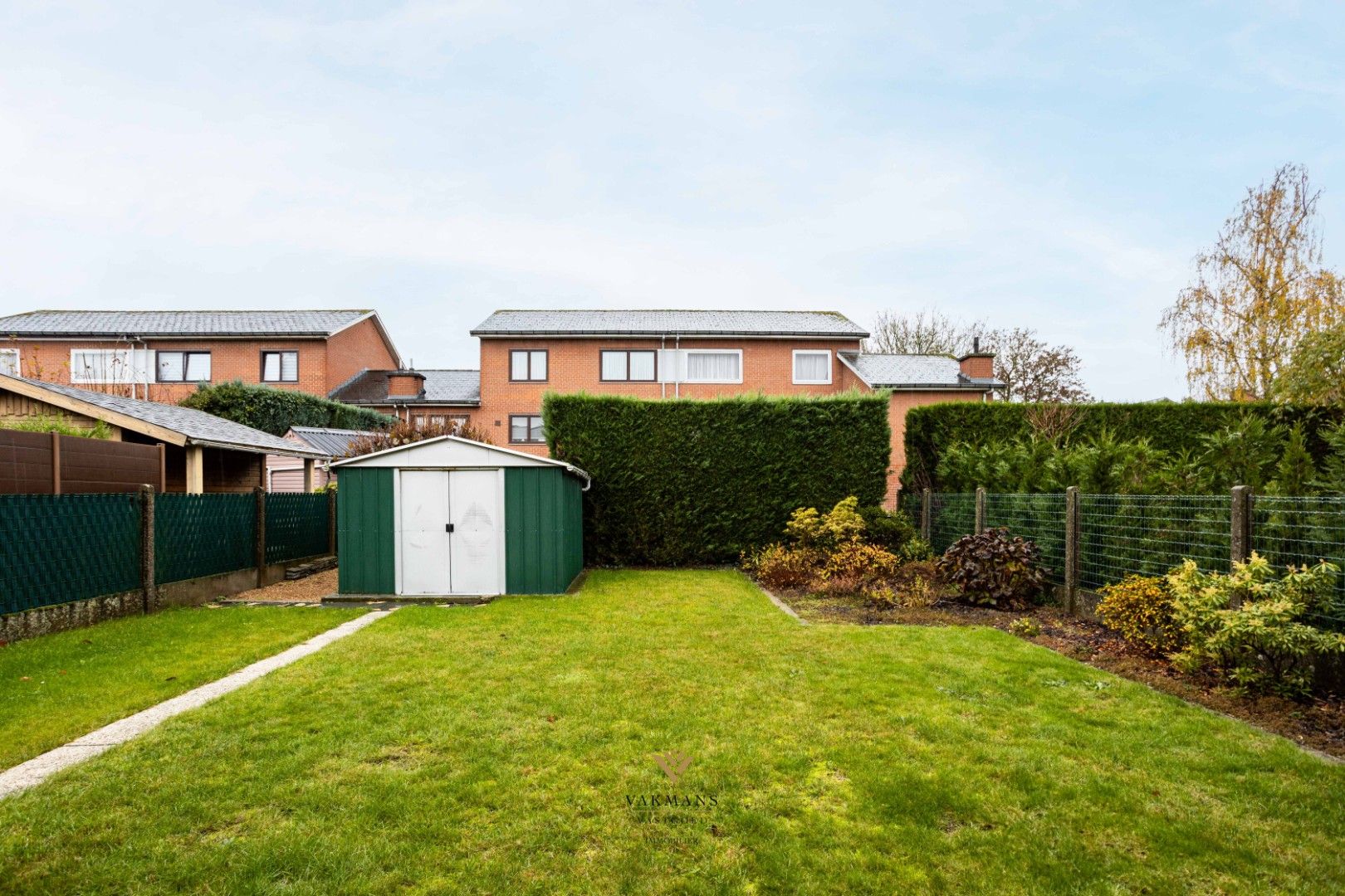 Instapklare woning met garage en 3 slaapkamers foto 39