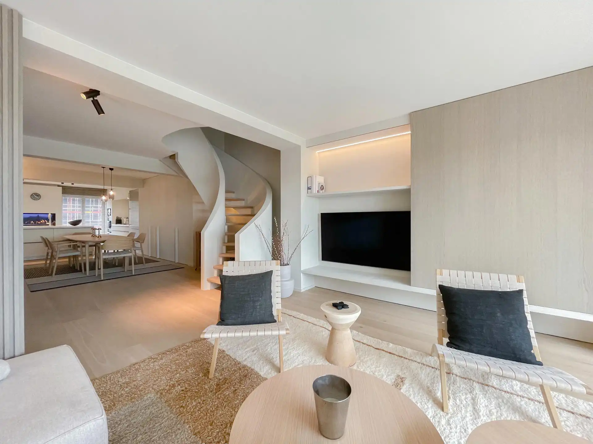 Subliem duplexappartement met panoramisch zicht -- Minigolf foto 11