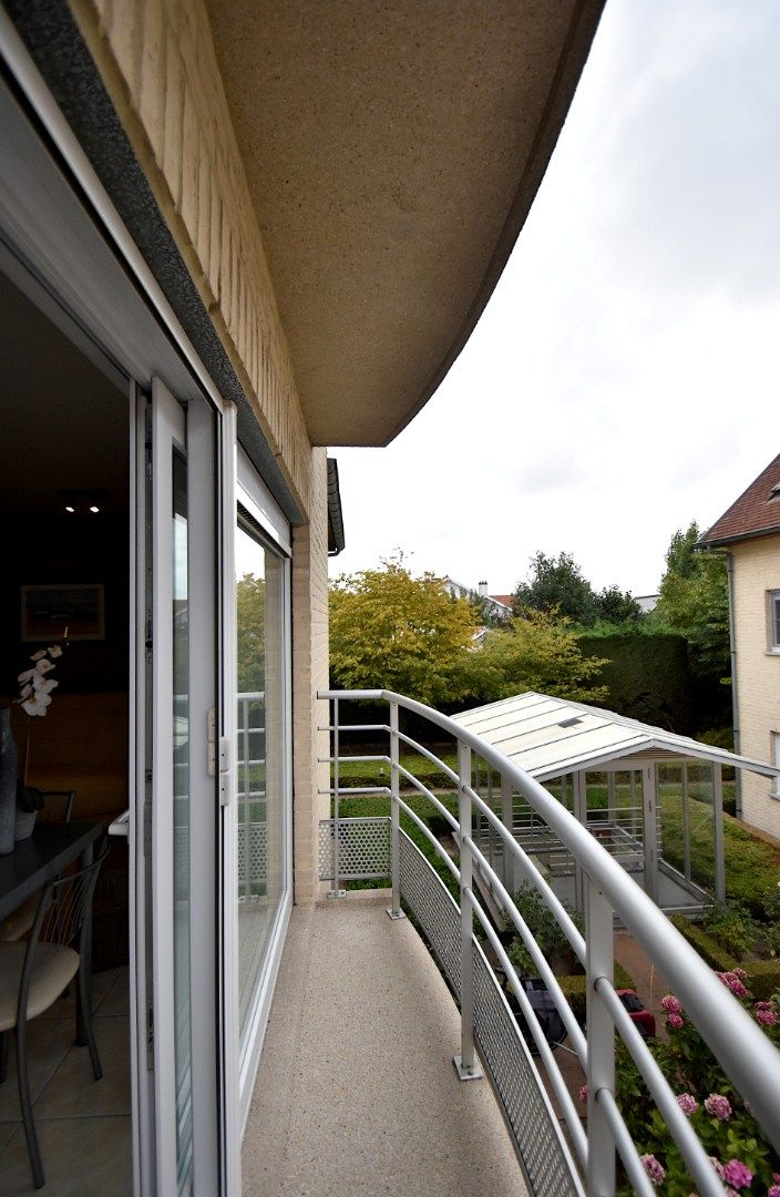 Charmante studio met terras in groen vakantiepark foto 6