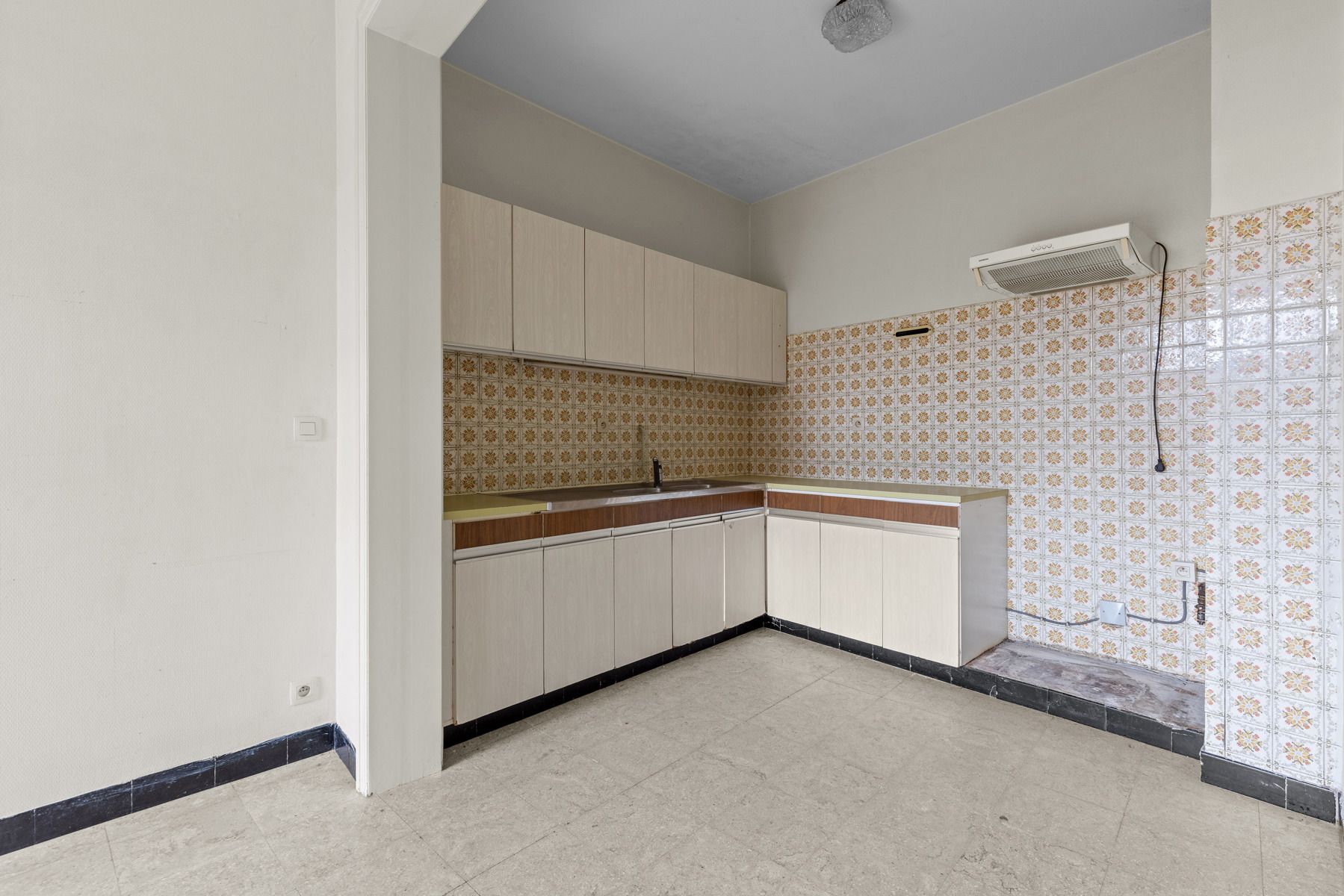 Gelijkvloers appartement te koop in het centrum van Geluwe foto 6