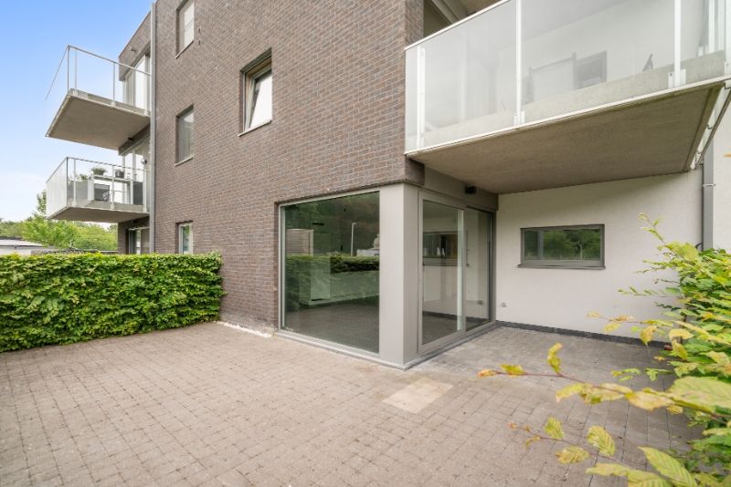 Instapklaar gelijkvloers appartement in het hart van Lokeren! foto 13