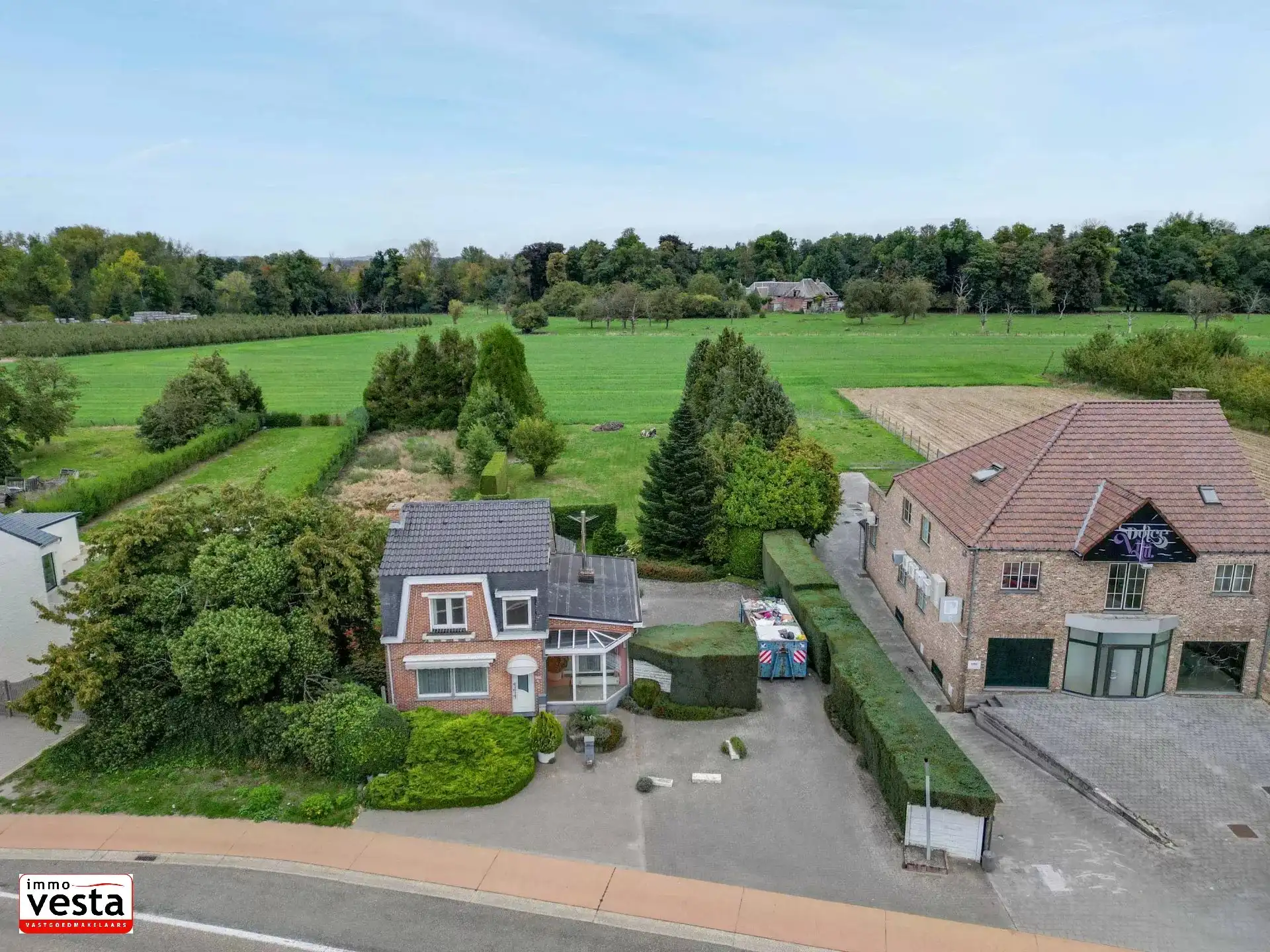 Op te knappen handelspand met mogelijkheid tot herbestemming foto 5