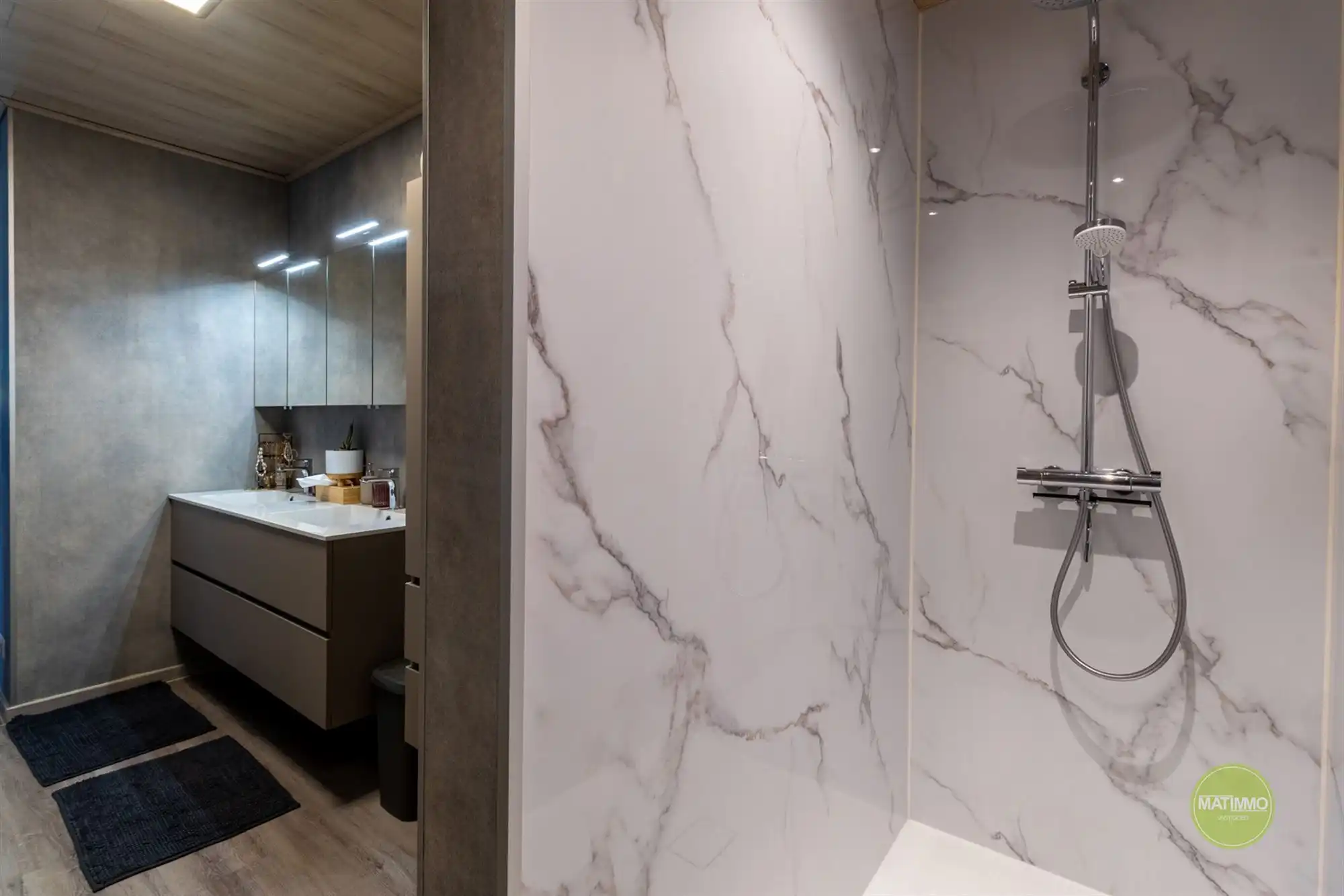 Instapklare gezinswoning met magazijn, zwembad en poolhouse  foto 12