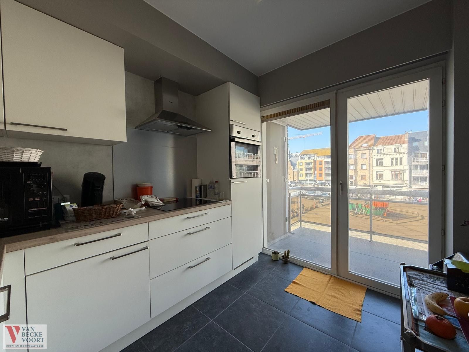 Vernieuwd appartement aan het Mijnplein foto 5