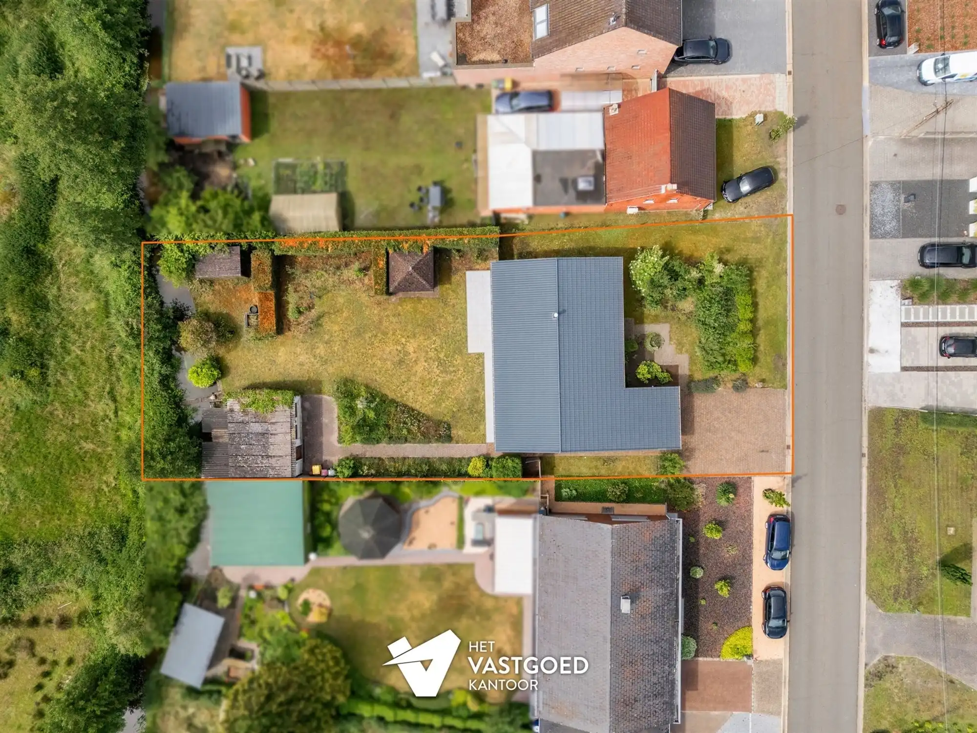 INSTAPKLARE, GELIIJKVLOERSE WONING OP TOP-LIGGING TEGEN NATUURGEBIED IN DOODLOPENDE STRAAT foto 26
