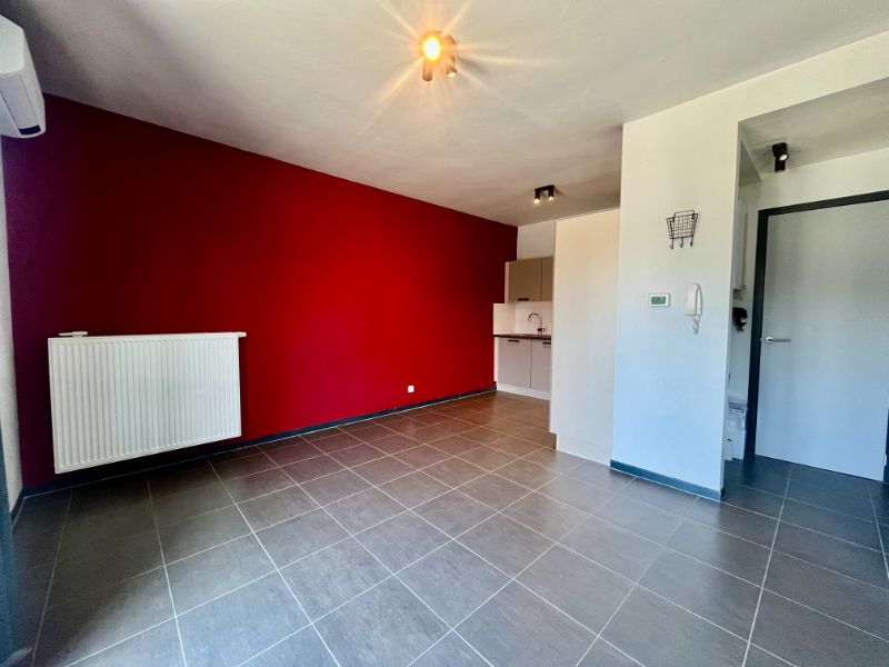 Gunstig gelegen 1 slaapkamer appartement te Gent foto 3