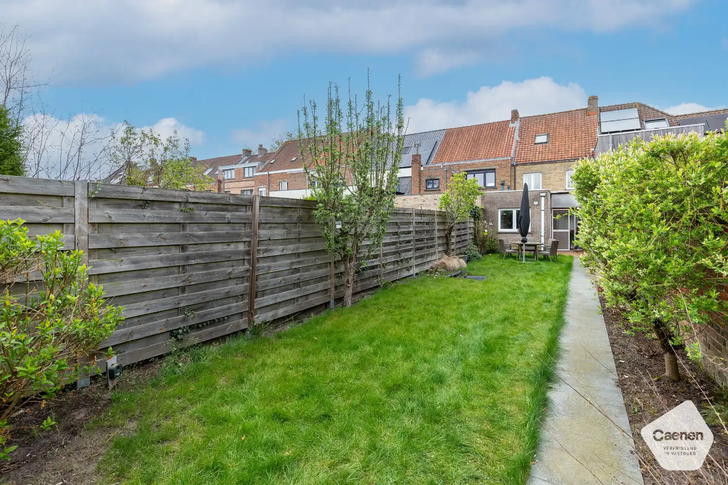 Energiezuinige woning op centrale ligging in Sint-Michiels met 3 slaapkamers en zonnige tuin! foto 4