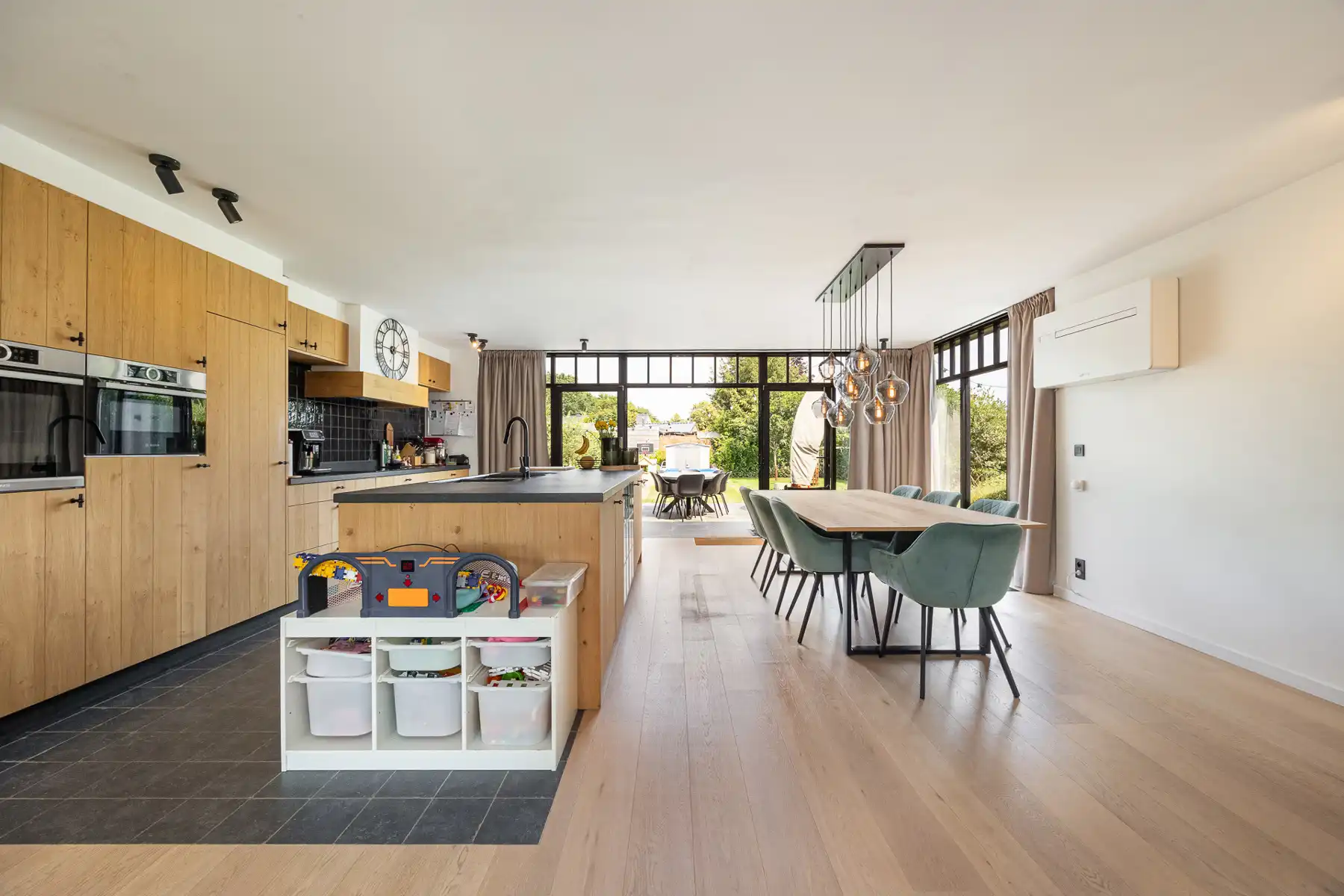 Volledig gerenoveerde woning met 3 slpk, bureau en EPC A foto 7