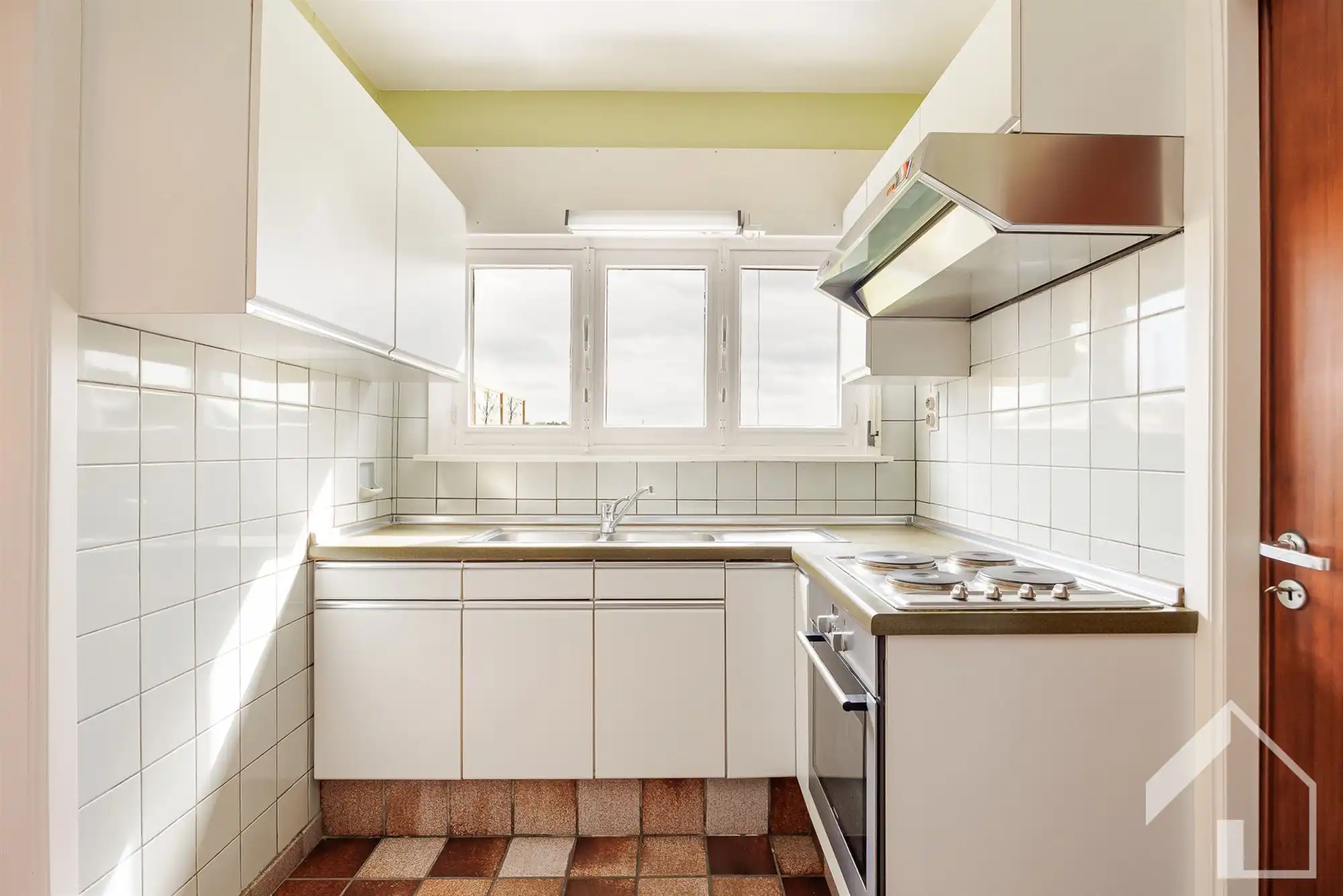 HOB in leuke en groene omgeving foto 8