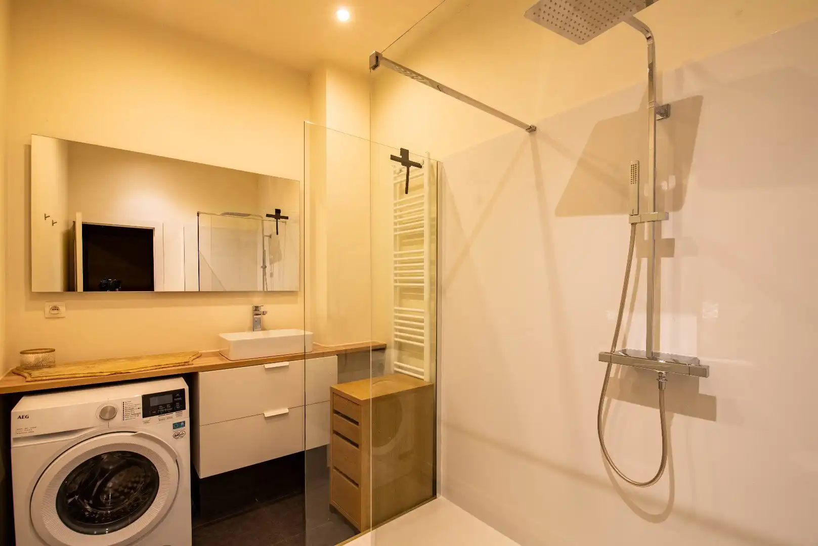 Gemeubeld appartement in de Cadixwijk foto 13