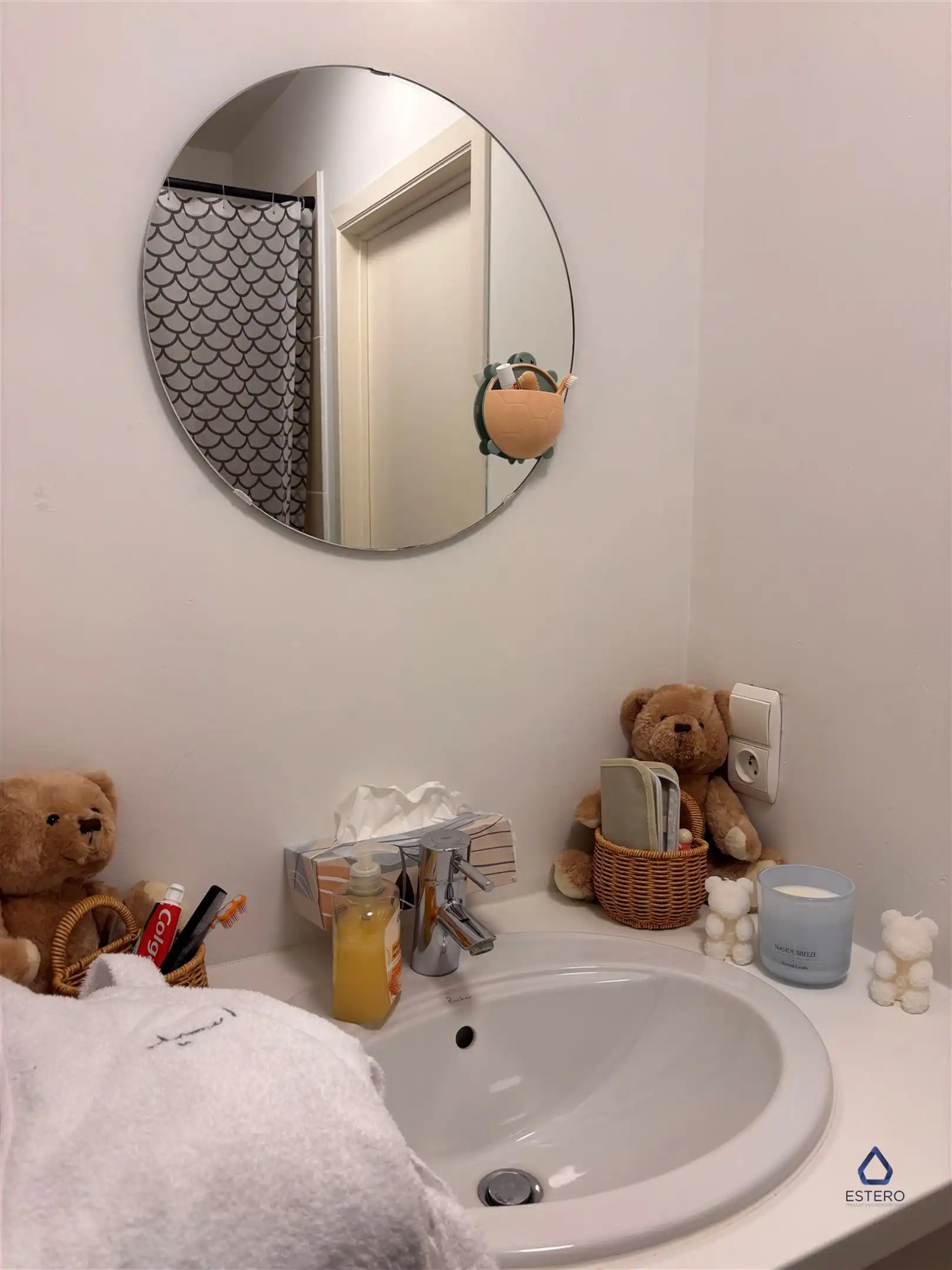 Ruim en lichtrijk appartement met 3 slaapkamers en terras foto 18