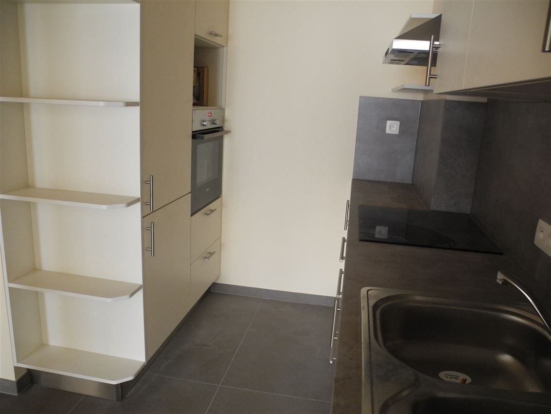 Opbrengsteigendom (handel & 4 app) op toplocatie foto 62