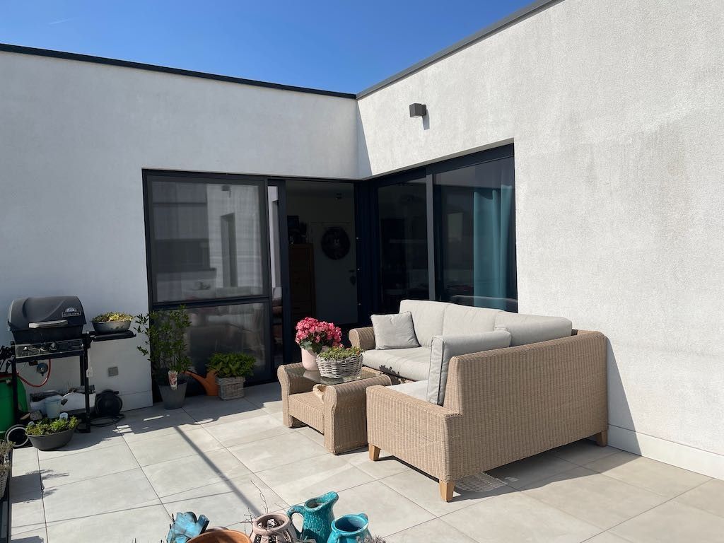 Uitzonderlijk villa-appartement met 3 kamers en 2 staanplaatsen foto 11