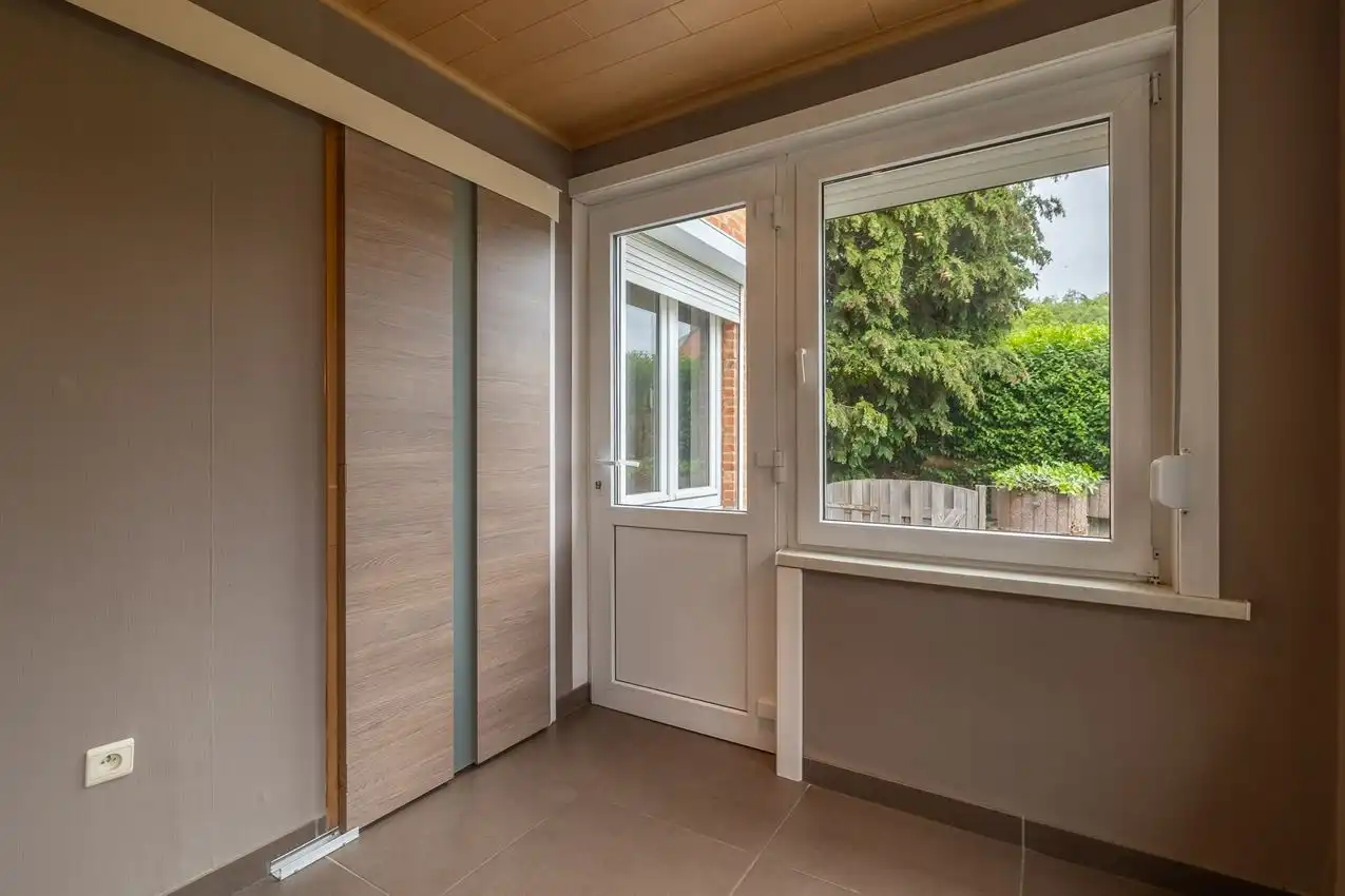 Gunstig gelegen woning met 3 slpk, tuin, carport, garage foto 14
