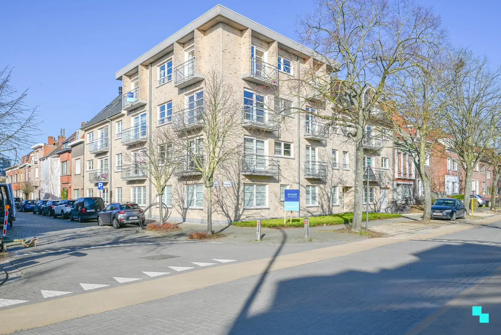 Riant, instapklaar appartement te Kortrijk foto 2