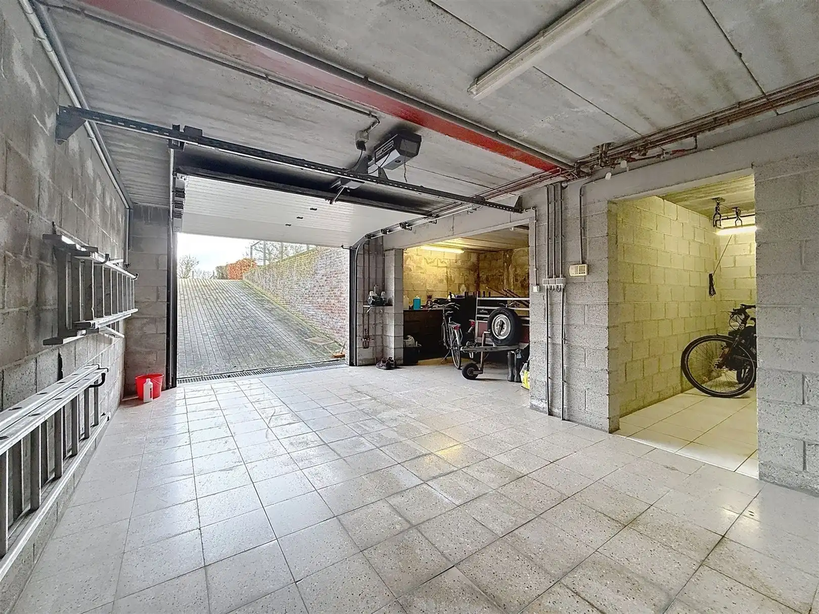 Ruime open bebouwing, 3 slpks, garage, tuin, 16a 05ca foto 57