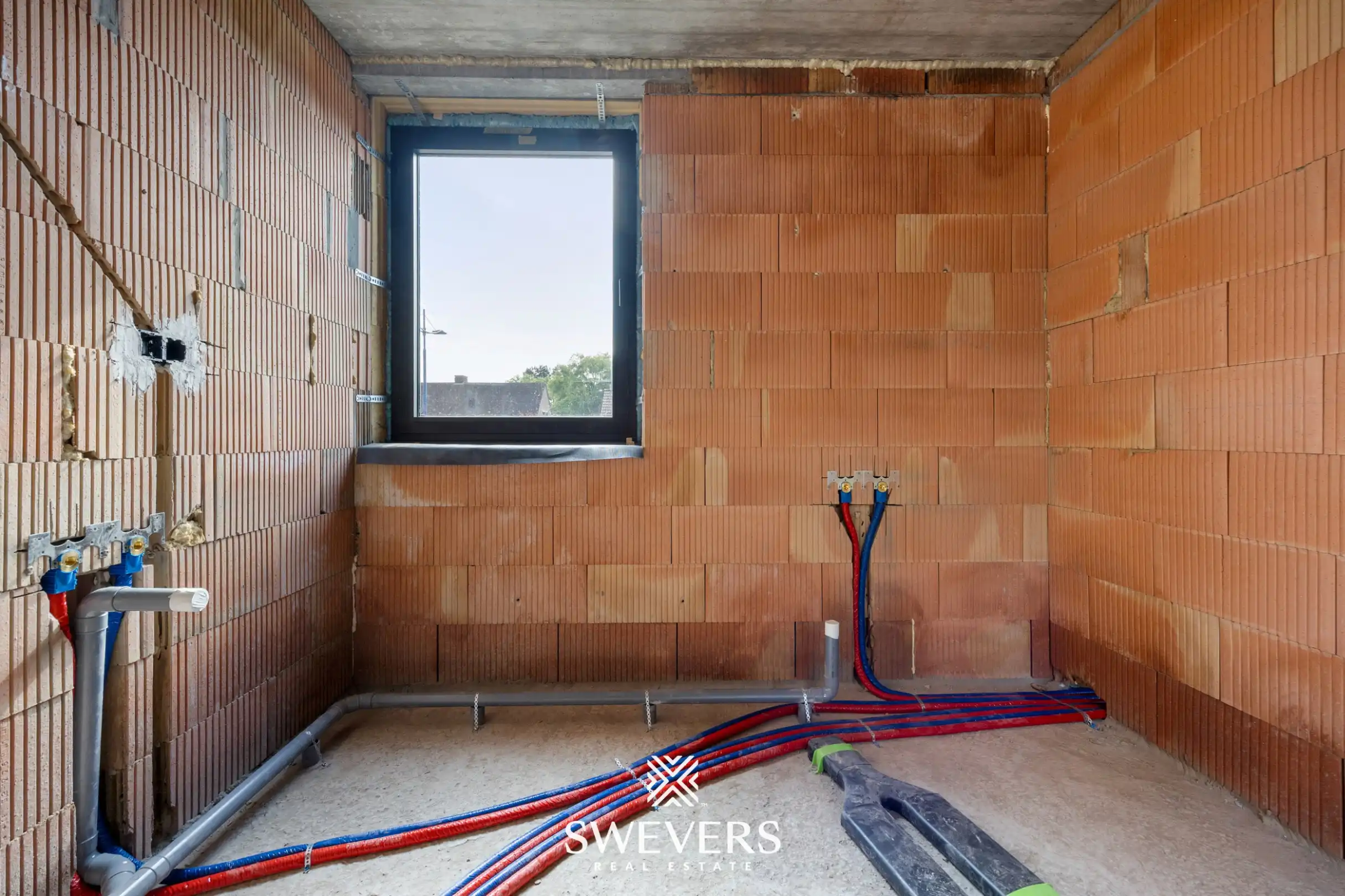 Moderne nieuwbouwwoning met 3 slaapkamers op een perceel van 6a 02ca foto 16