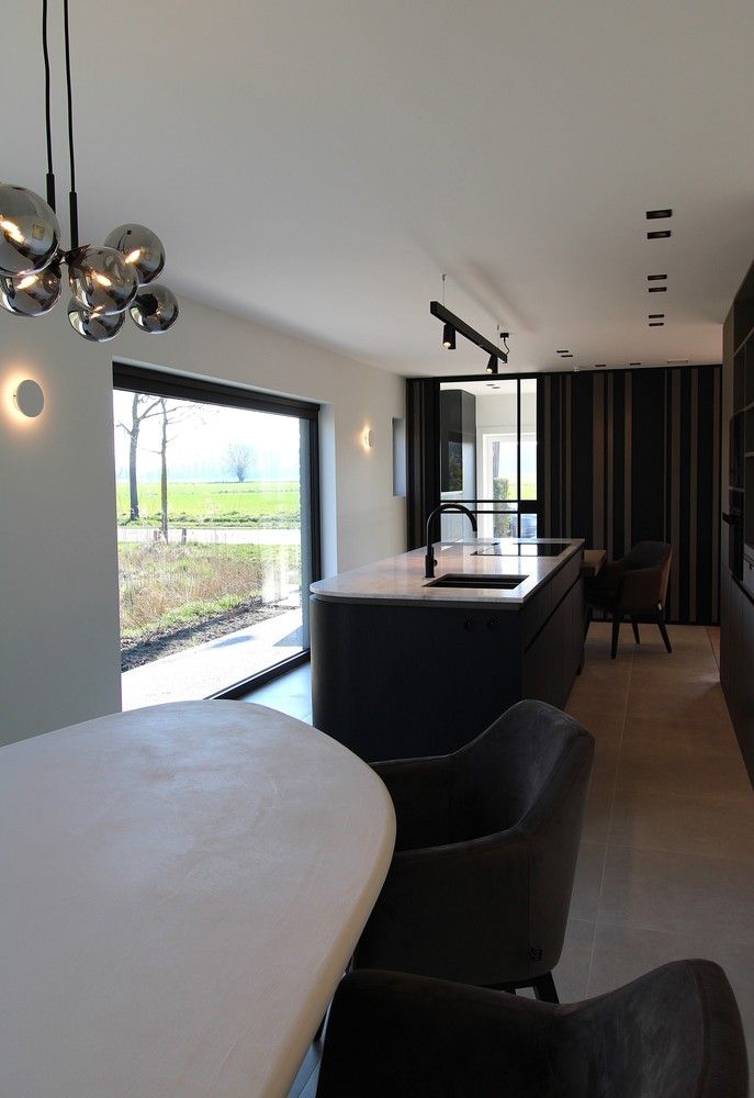 Damme, vlakbij Moerkerke Tot in de puntjes LUXUEUS  gerenoveerde ENERGIEZUINIGE open bebouwing , alles op het gelijkvloers foto 15