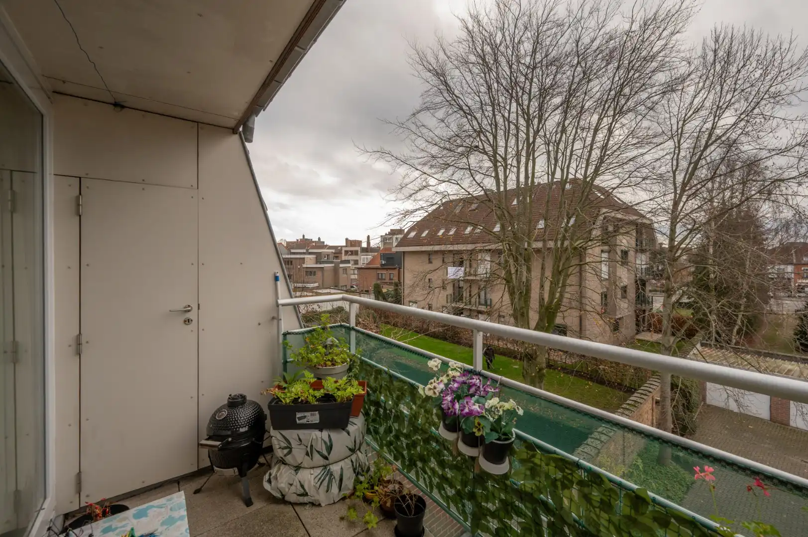 Appartement op goede ligging te Sint-Andries foto 7