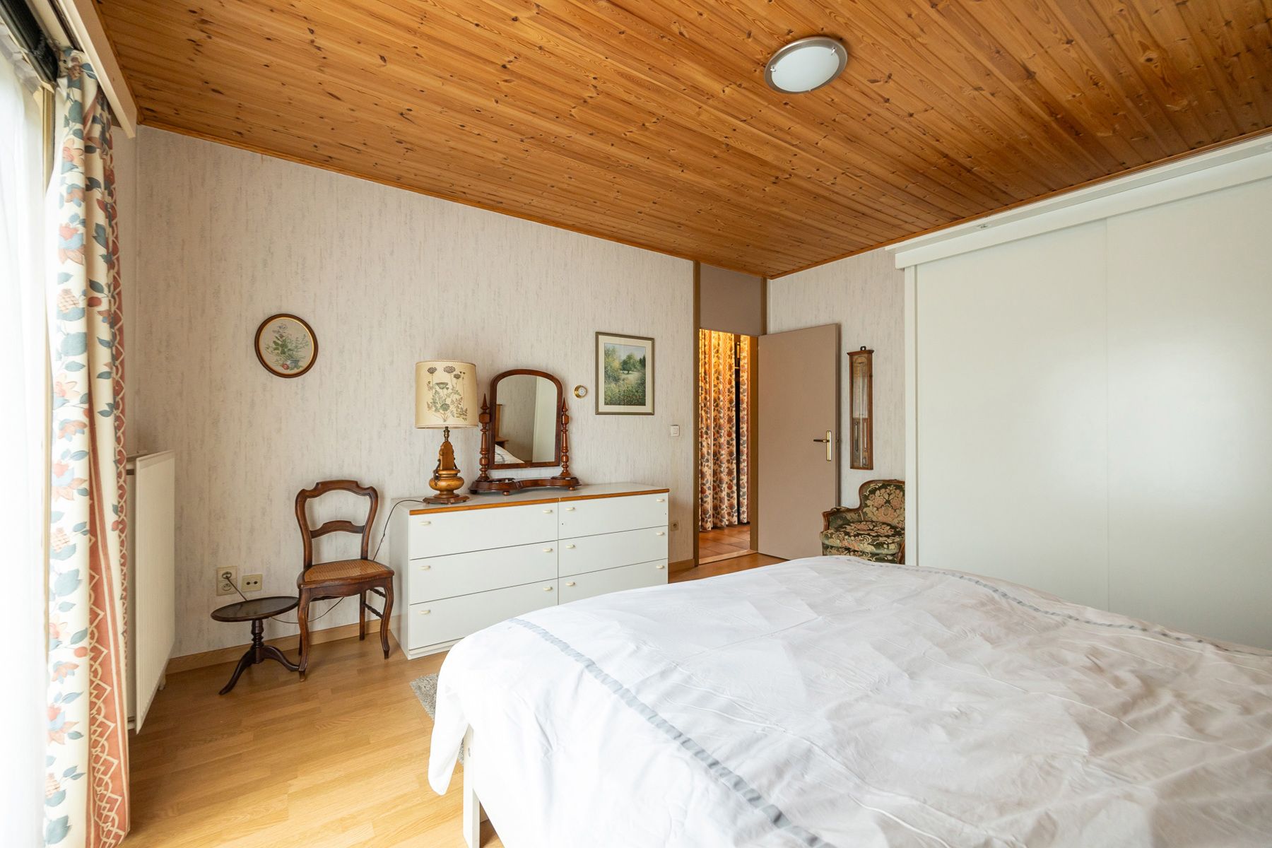 Laagbouwwoning met 2 slaapkamers op een zuid georiënteerd perceel van 720m². foto 11