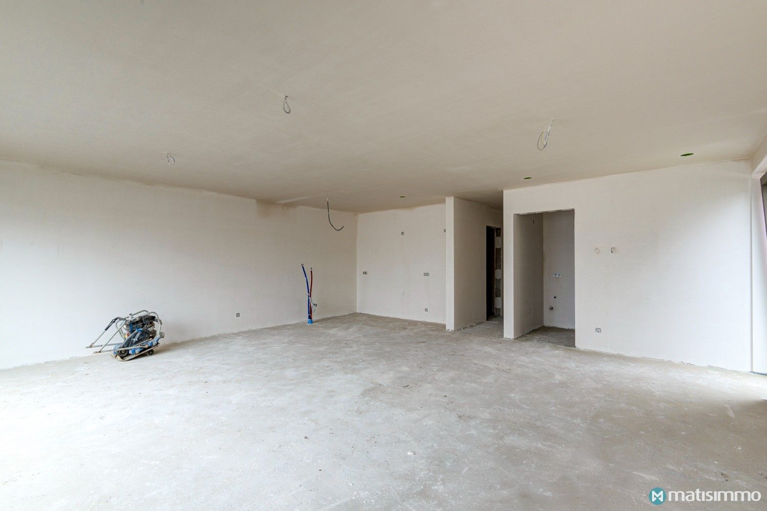 GELIJKVLOERS APPARTEMENT MET 3 SLAAPKAMERS IN NIEUWBOUWPROJECT "BELISA" IN MUNSTERBILZEN foto 3