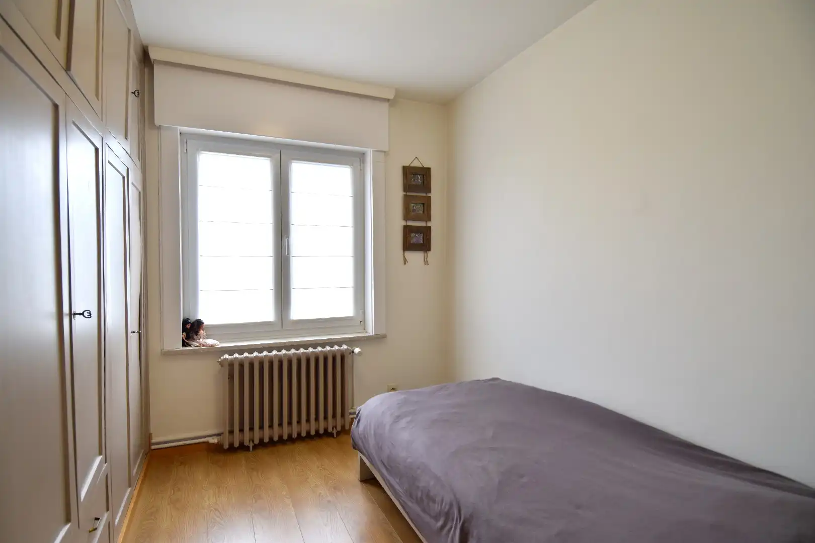 Karaktervolle woning met 3 slaapkamers, garage én tuin op een rustige locatie te koop in Marke foto 11