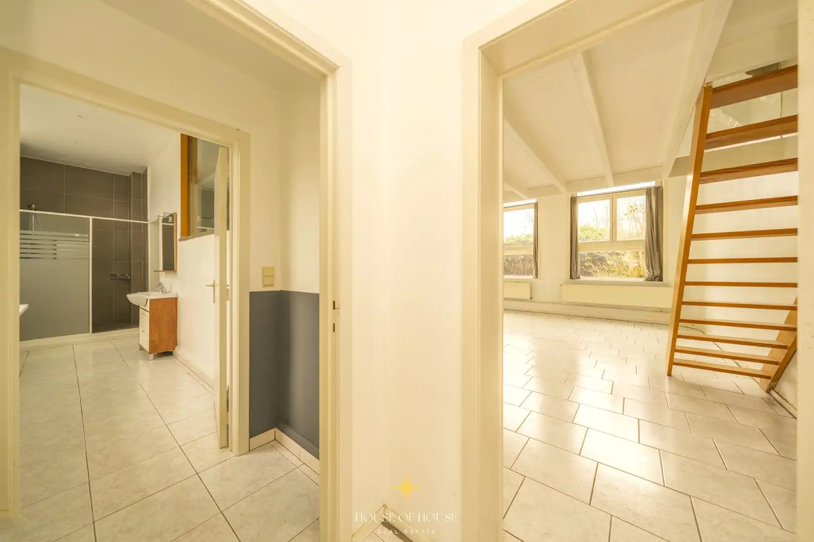 Exceptionele eigendom: Oude Gemeenteschool met directeurswoning , 3 appartementen en studio – zonder renovatieverplichting & mogelijkheid vakantieverhuur foto 28