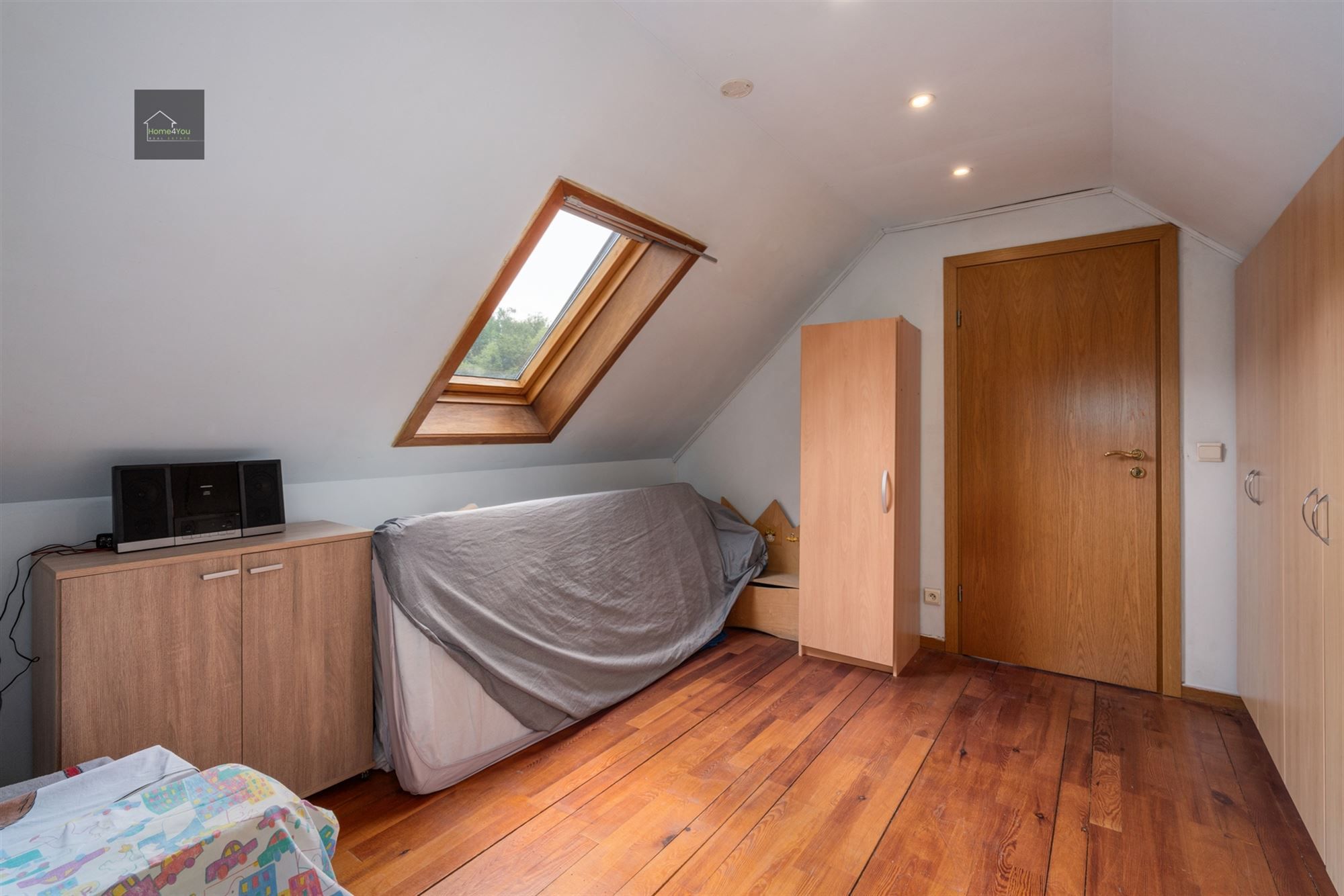 Wonen in het hart van de natuur – Alleenstaande villa op 8000 m² bosrijk domein in Stekene foto 24