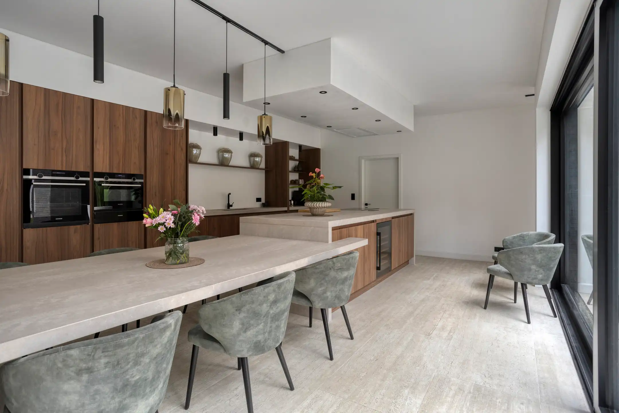 Riante villa met bijgebouw en aangrenzende bouwgrond op uniek perceel  foto 11