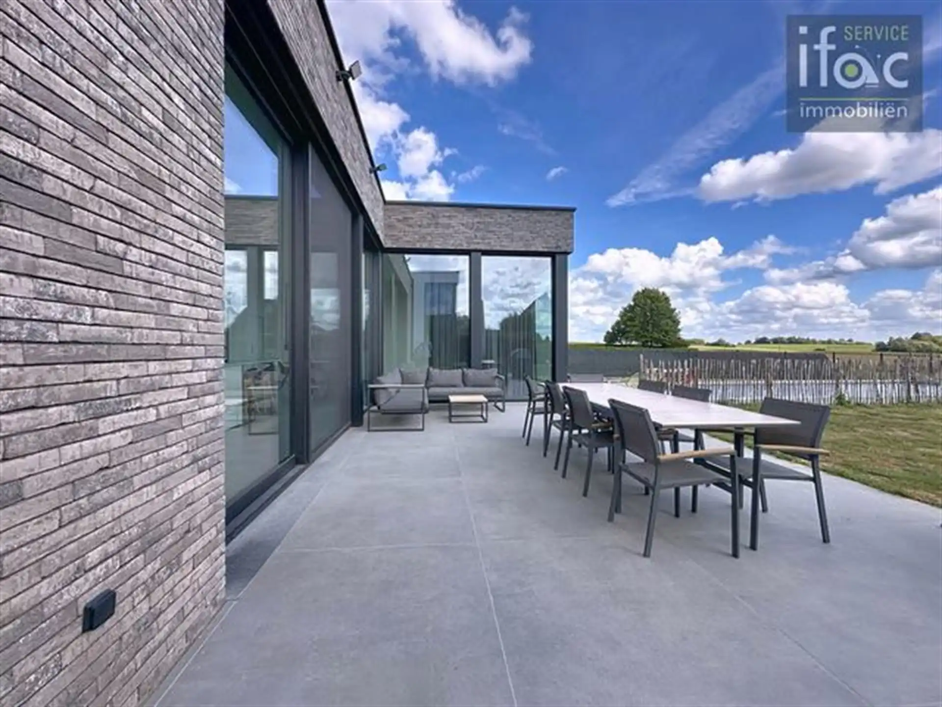 Energiezuinige villa met lichtrijke leefruimtes en grote tuin foto 20