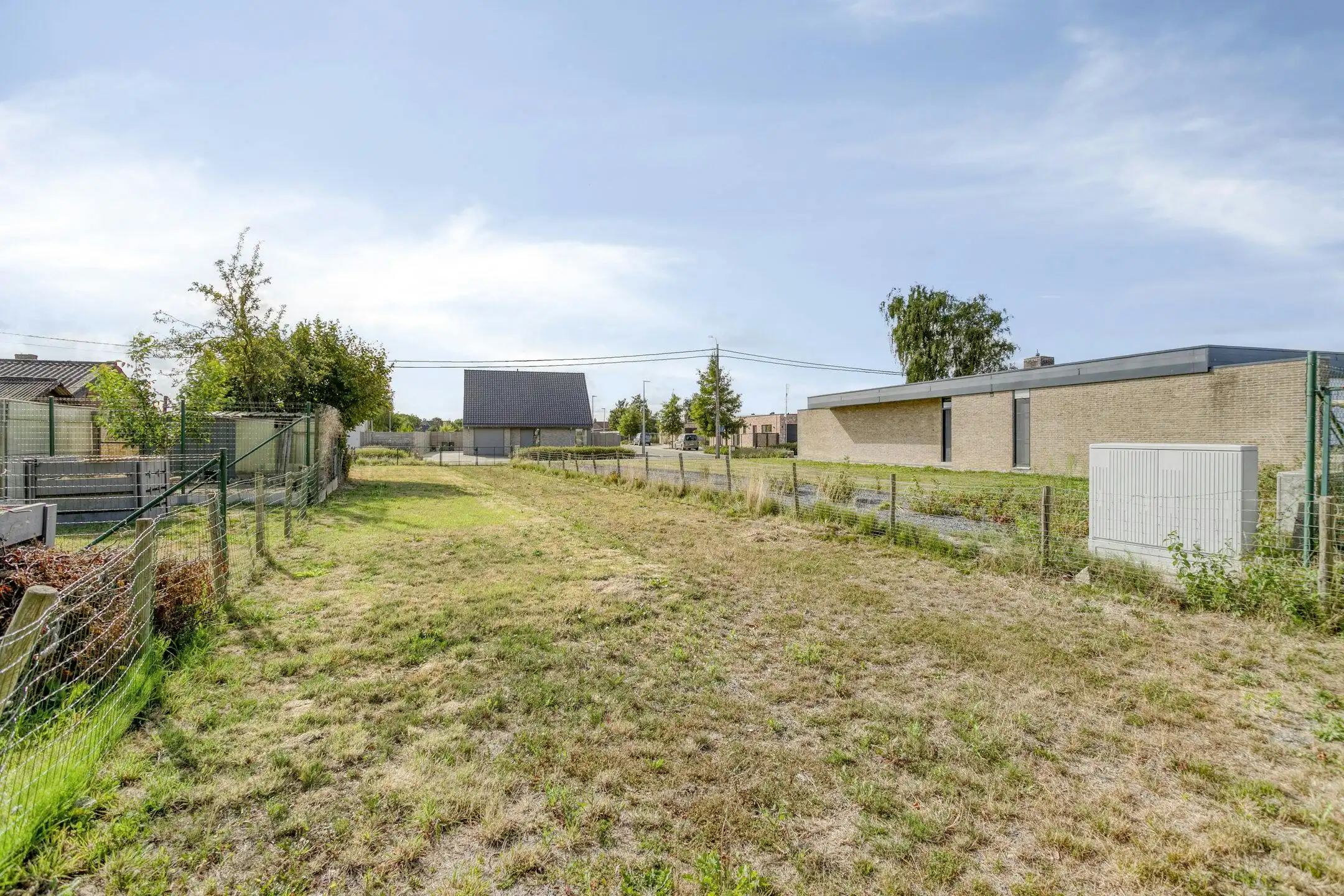 Karaktervol huis met zonnige tuin, 3 slaapkamers én garage met uitweg foto 24