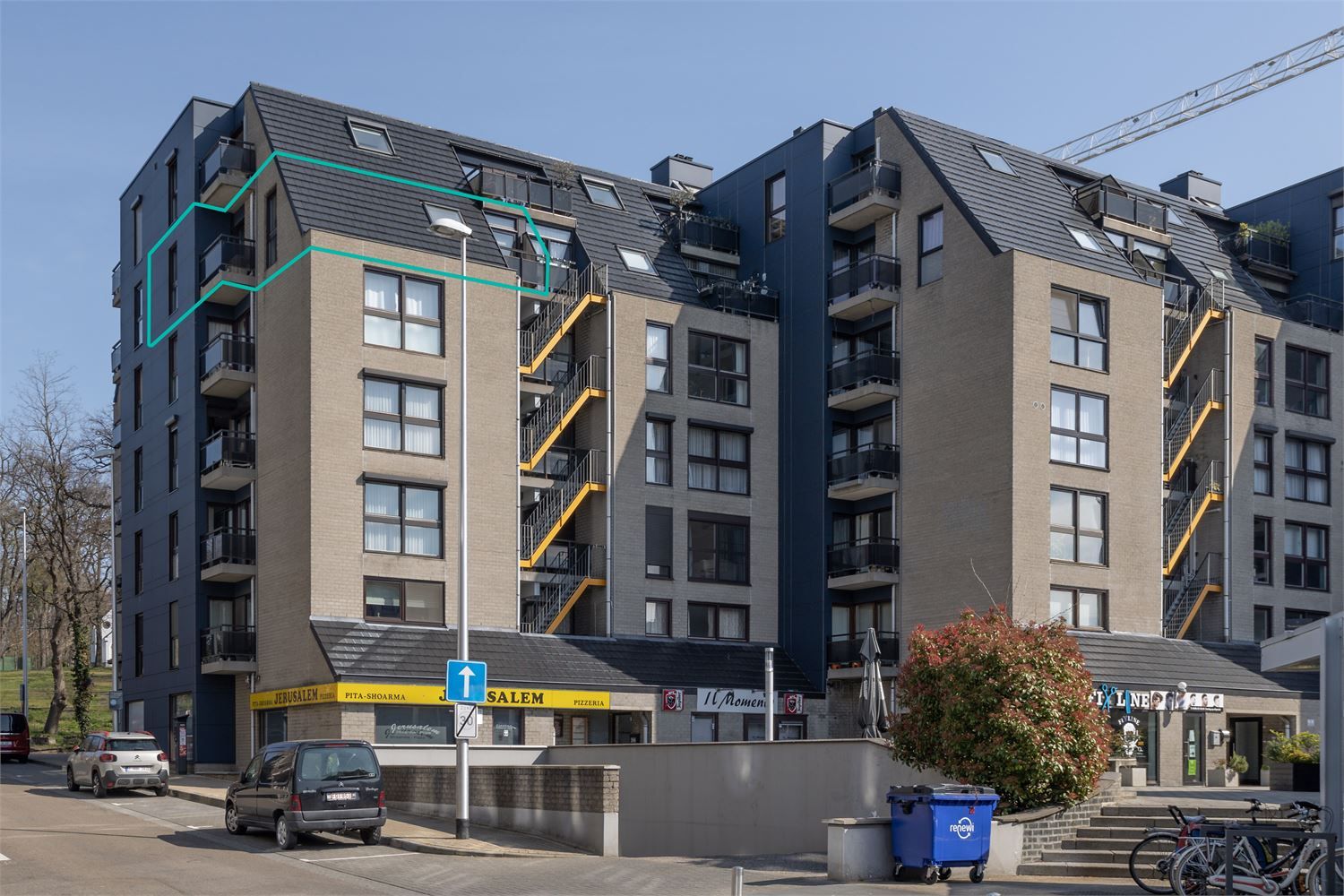 VERZORGD APPARTEMENT MET 2 SLAAPKAMERS EN AUTOSTAANPLAATS AAN HET CENTRUM VAN GENK foto 1