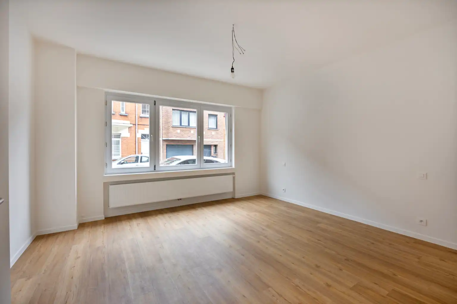 Volledig gerenoveerde gelijkvloerse éénslaapkamerappartement foto 6