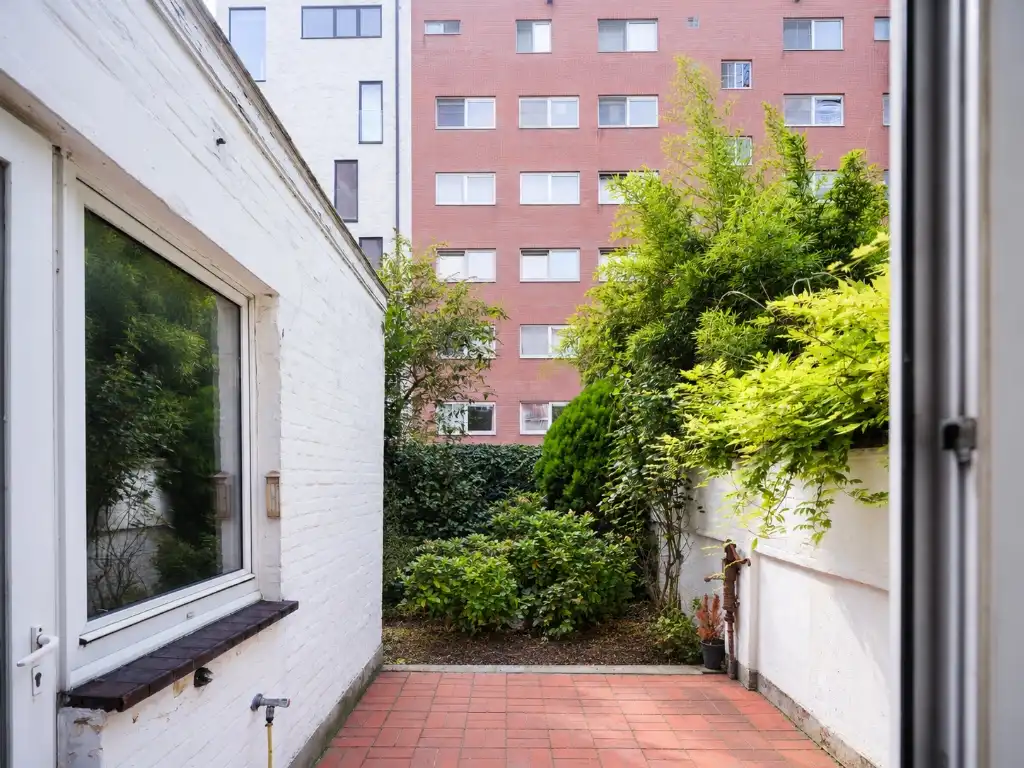 Statige, karaktervolle stadswoning met zicht op het Zuidpark foto 6