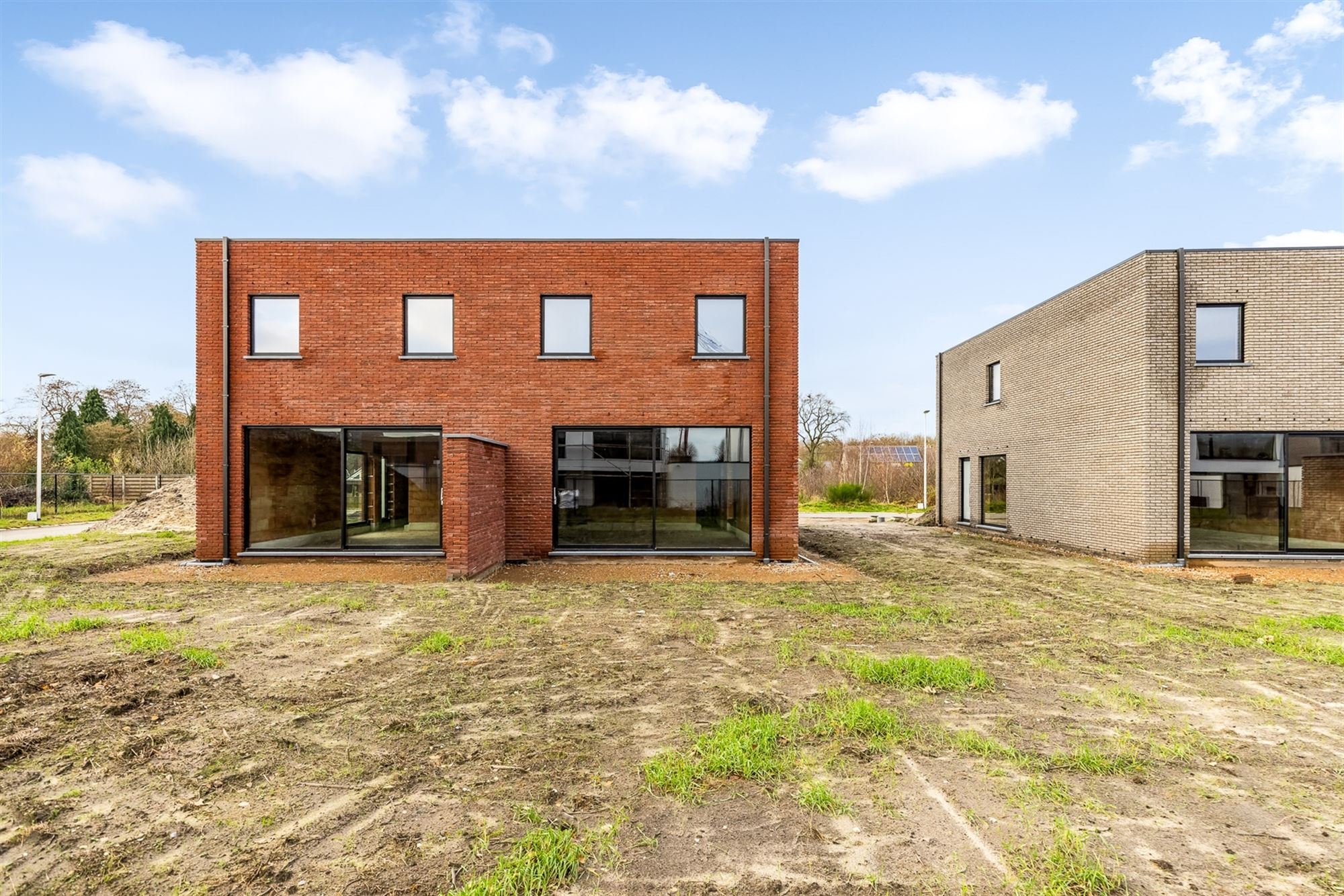 MODERNE NIEUWBOUWWONING MET 3 SLAAPKAMERS OP RUSTIGE DOCH CENTRALE LIGGING TE PEER foto 11