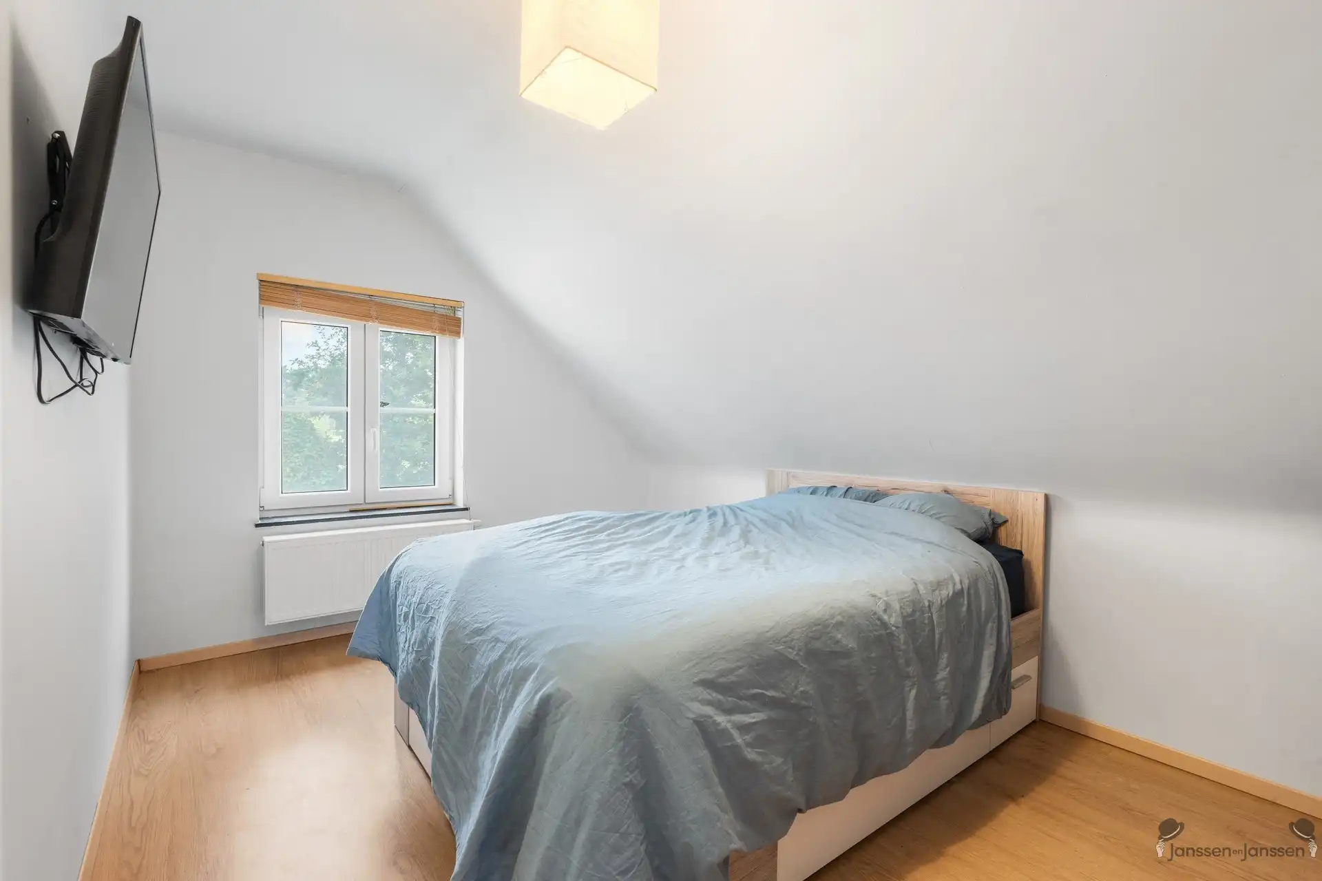 Moderne gezinswoning op een perceel van 6.940 m² met paardenaccommodatie foto 14