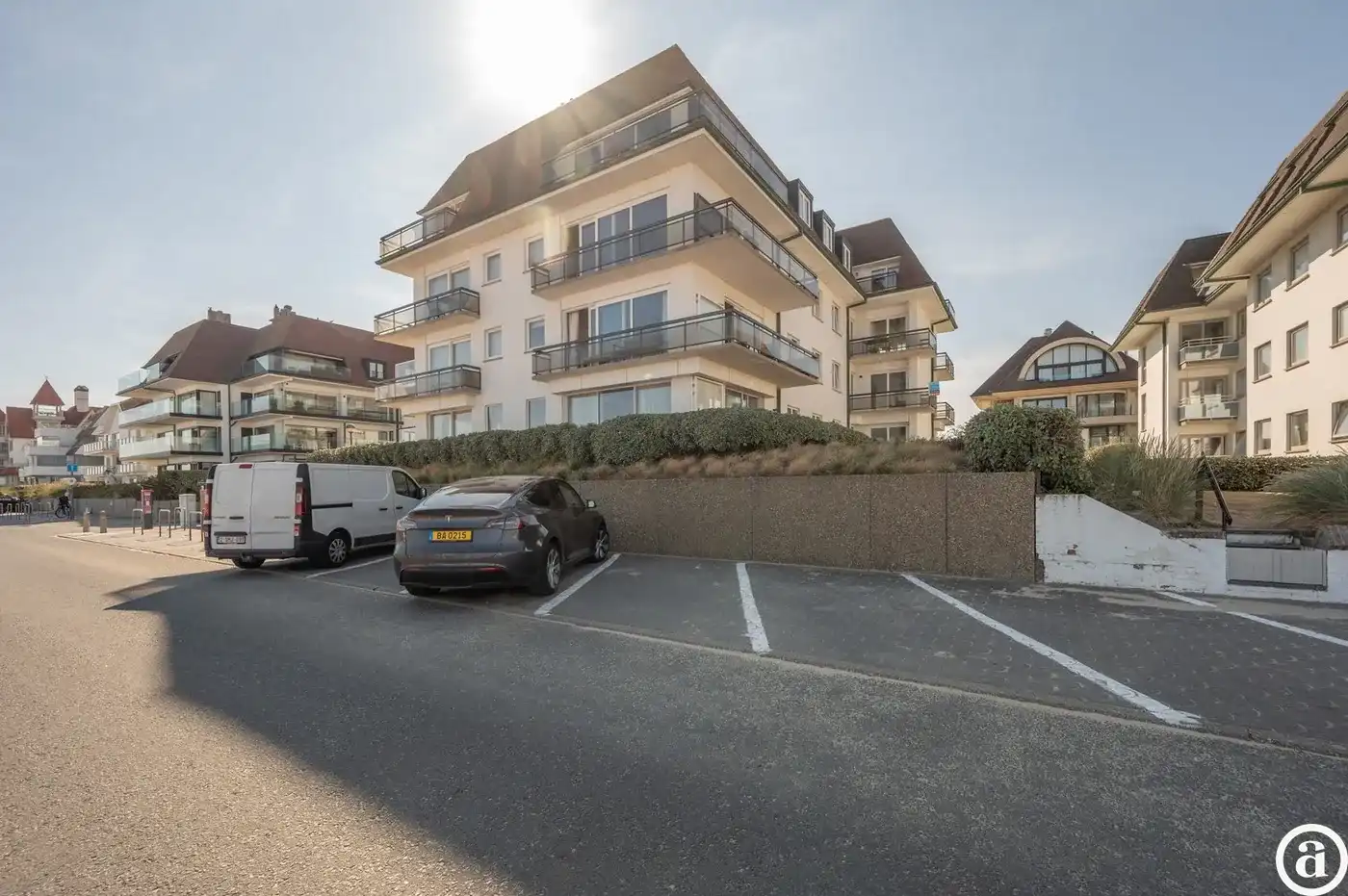 Luxueus gerenoveerd hoekappartement met zeezicht vlakbij de wandeldijk in het Zoute. foto 31