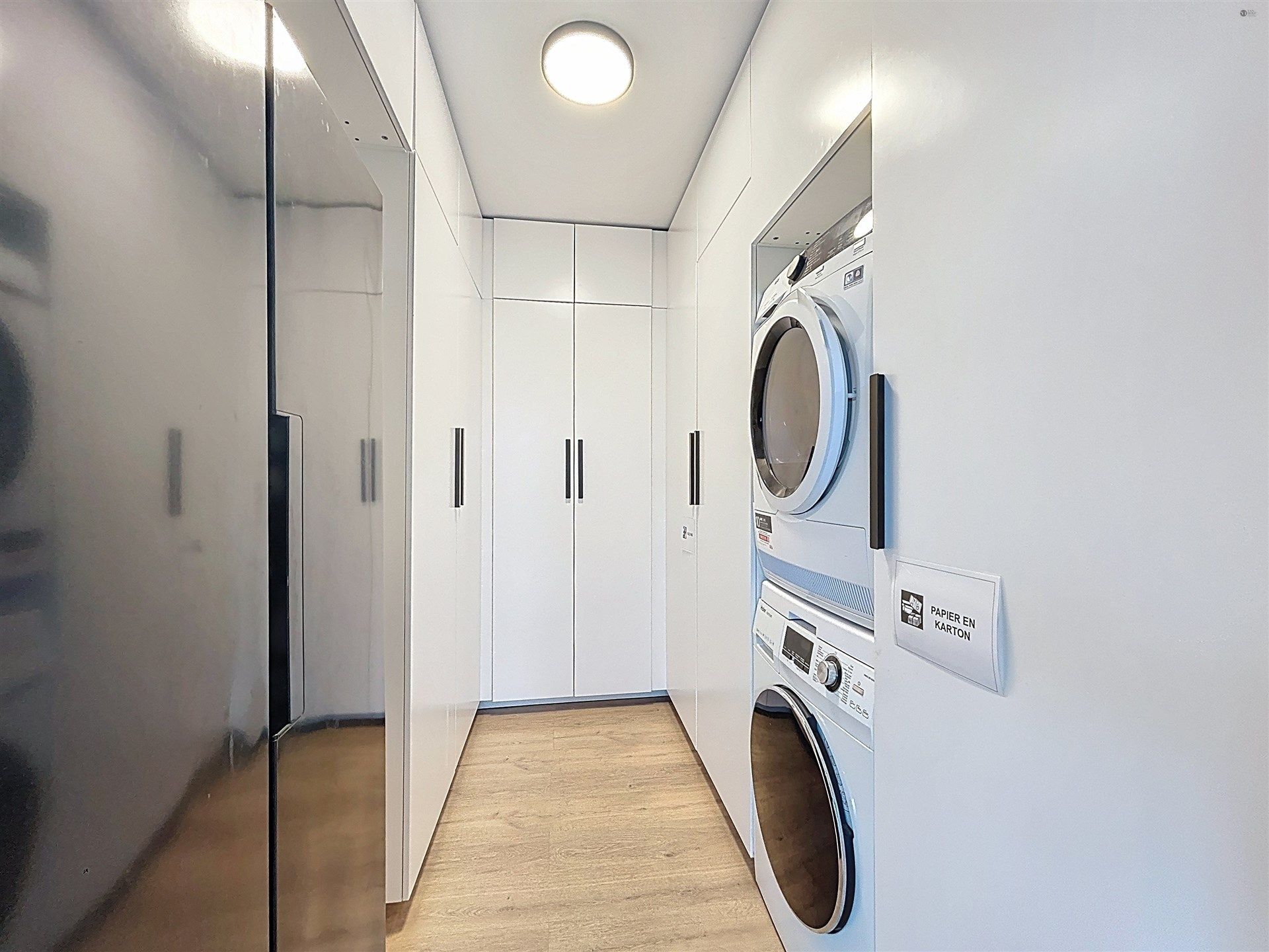 Recente woning met 4 slk en autostaanplaats op toplocatie foto 8
