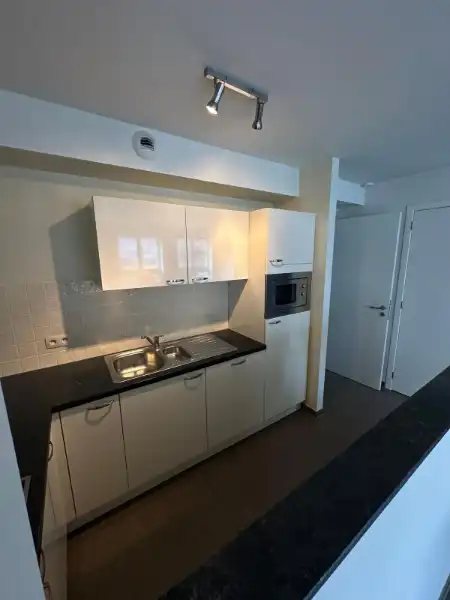 Lichtrijk appartement met 2 slaapkamers en 2 badkamers in Geel foto 3