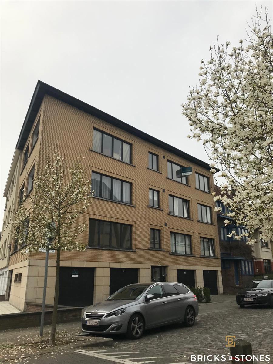 Prachtig appartement met terras nabij Nachtegalenpark foto 4